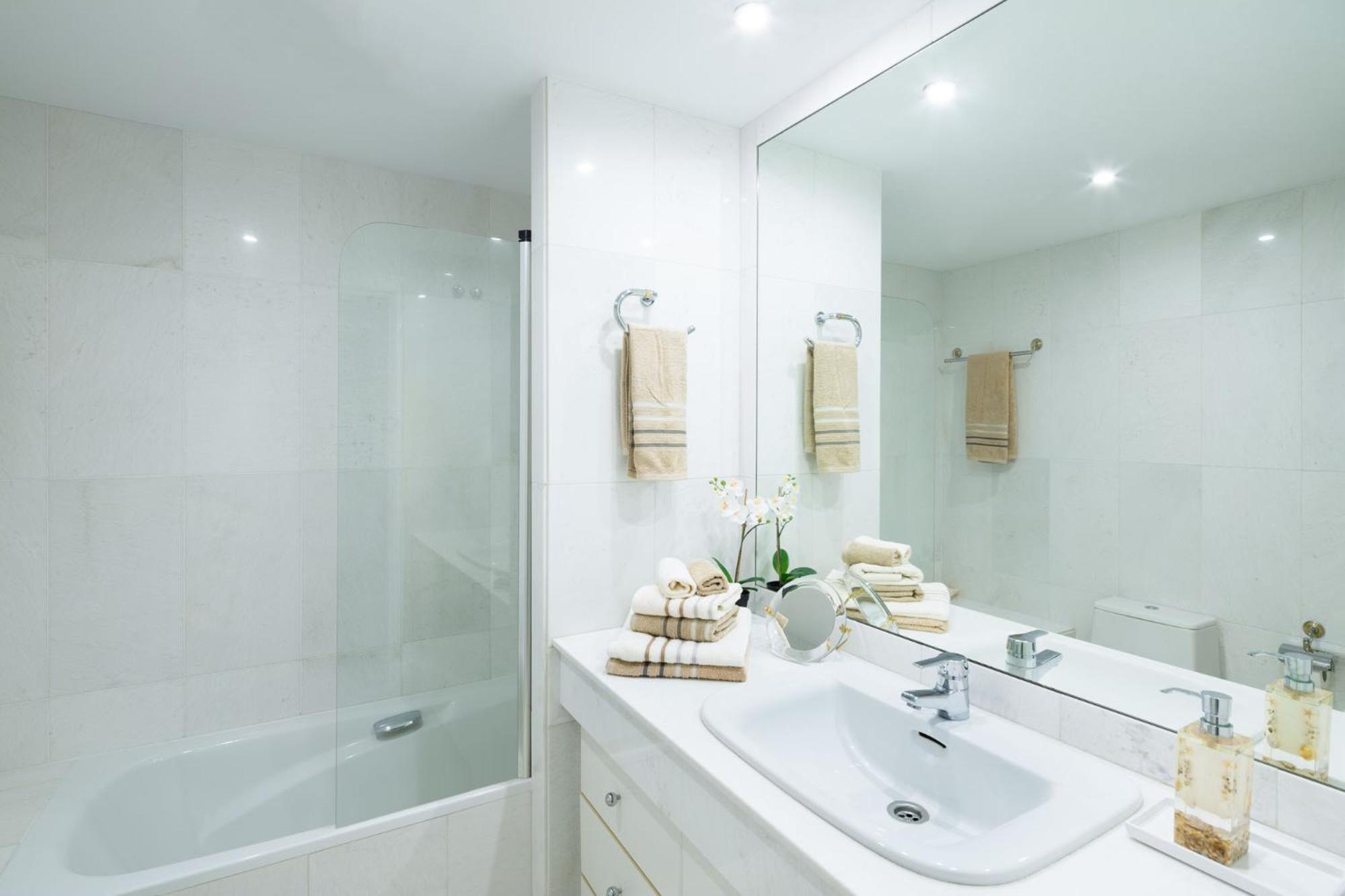 Luxury 5* 3 Beds In Playas Del Duque, Puerto Banus Apartamento