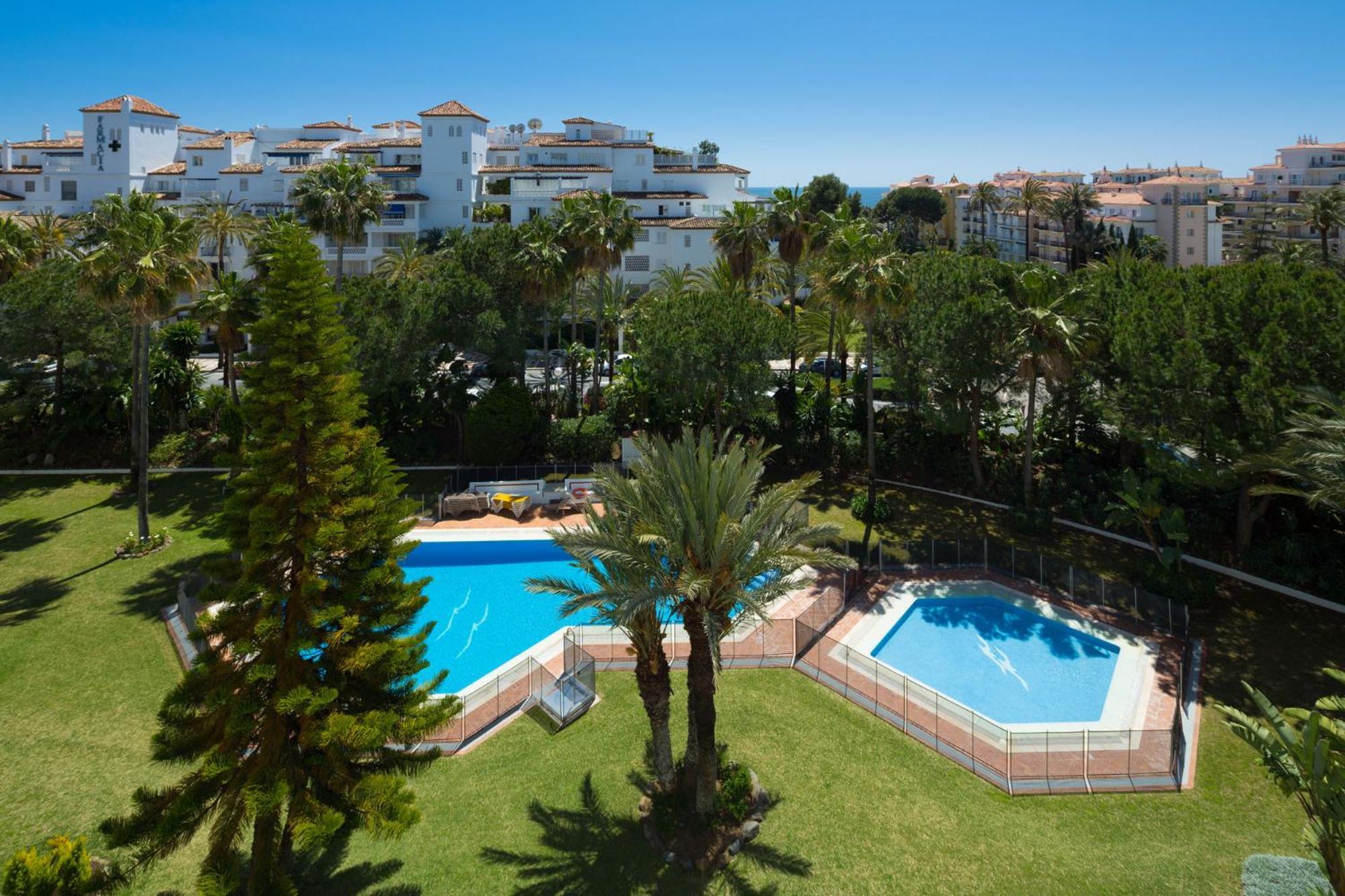 Apartamento Luxury 5* 3 Beds In Playas Del Duque, Puerto Banus Marbella