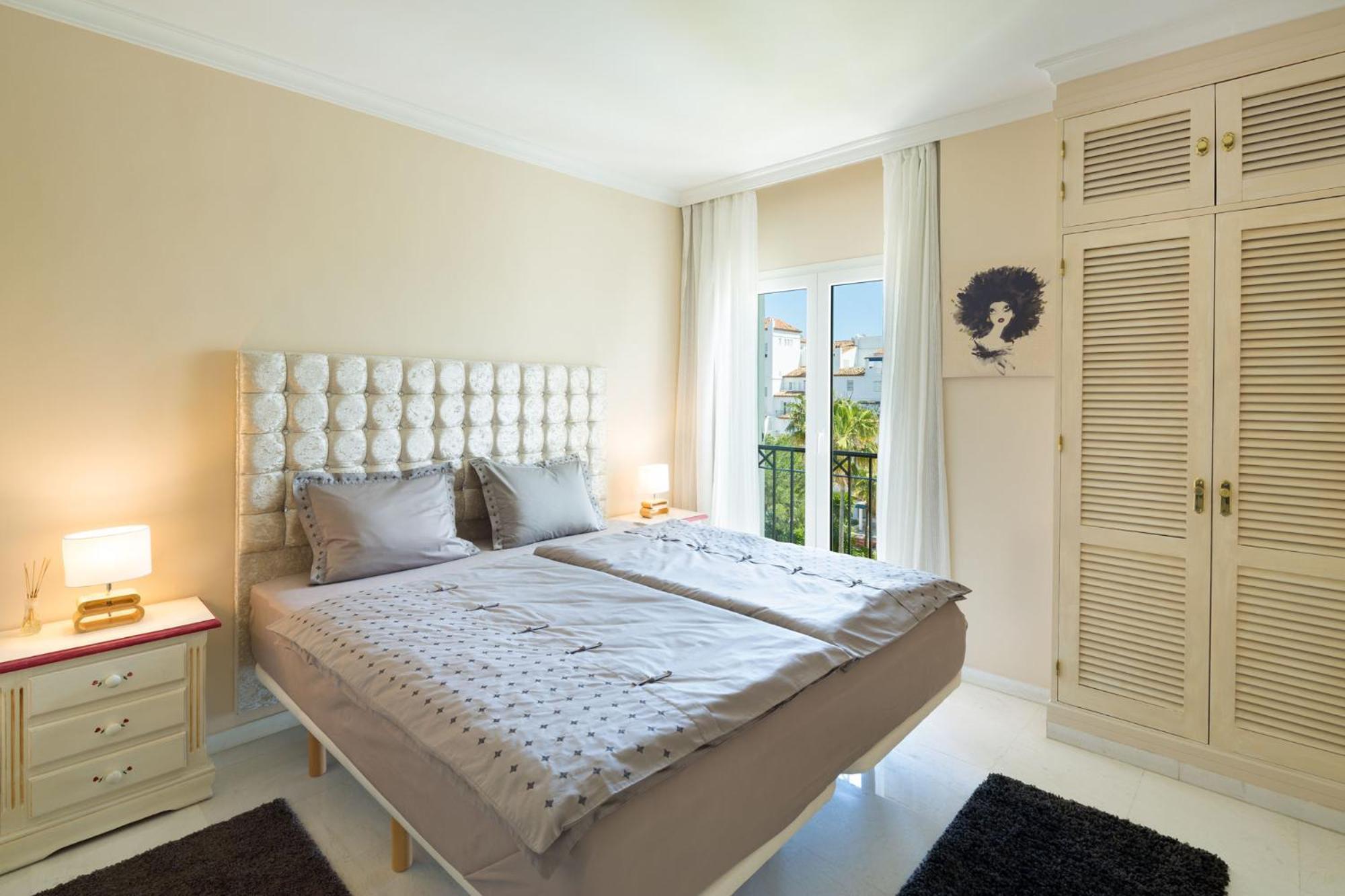 Luxury 5* 3 Beds In Playas Del Duque, Puerto Banus * Marbella