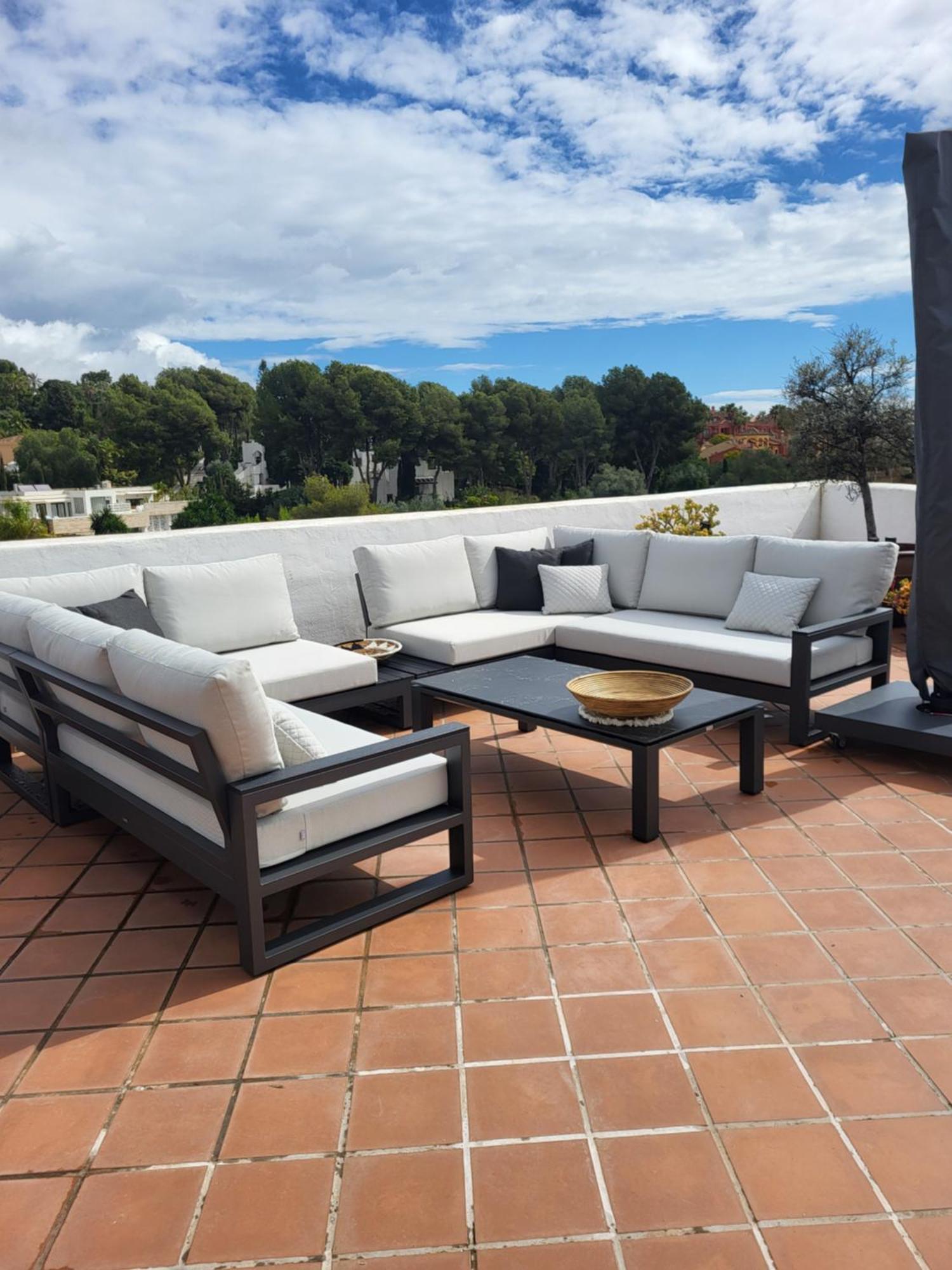 Duplex Penthouse Casa M3 Walking Distance Puerto Banus Apartment