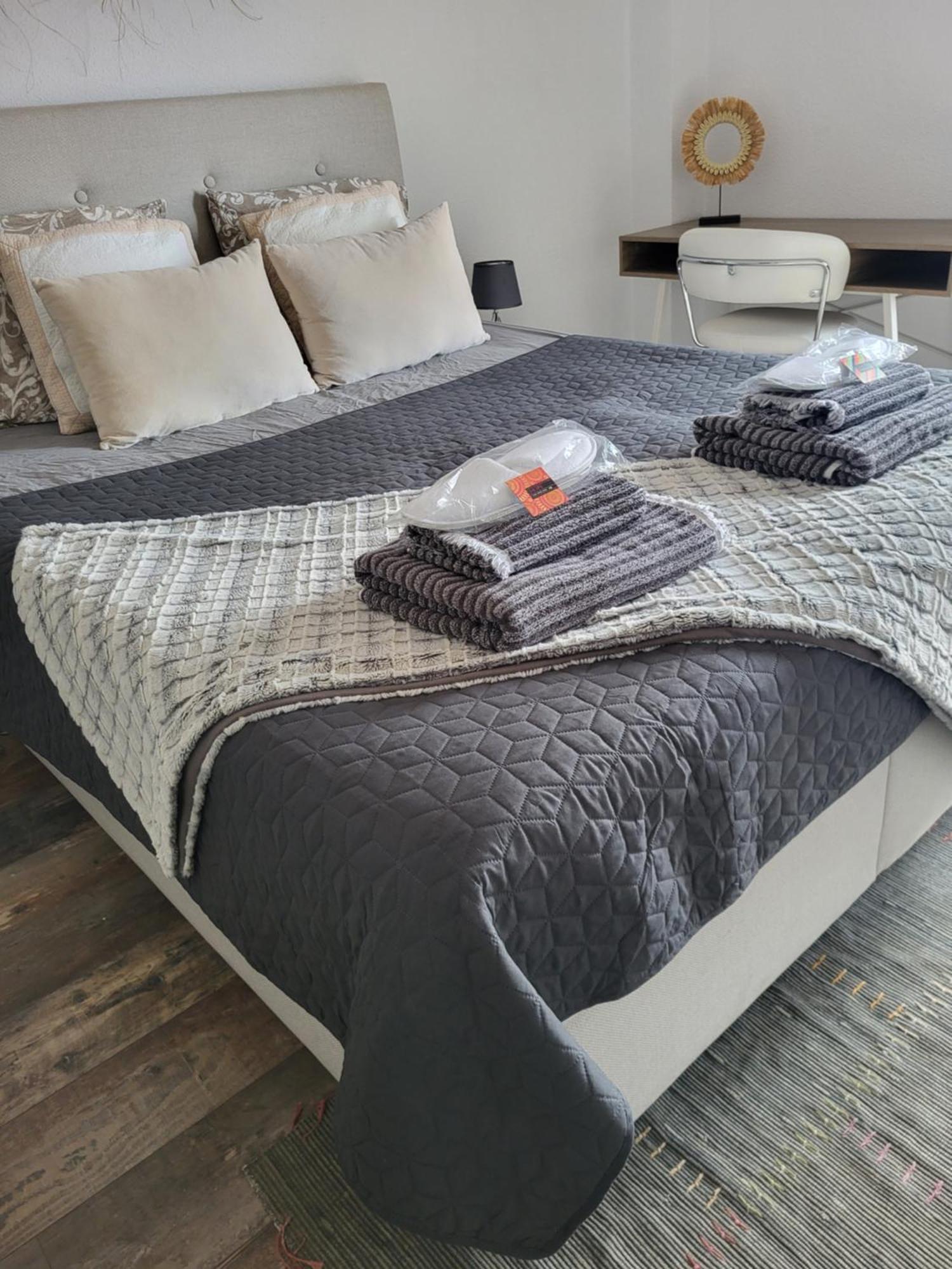 Apartment Duplex Penthouse Casa M3 Walking Distance Puerto Banus