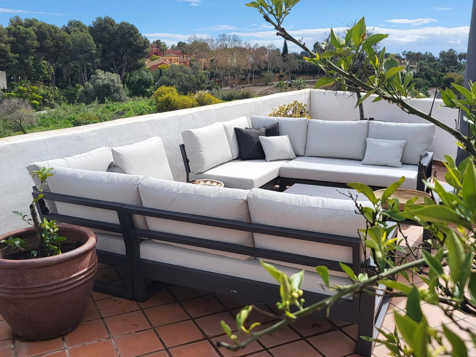 Duplex Penthouse Casa M3 Walking Distance Puerto Banus Apartment Marbella