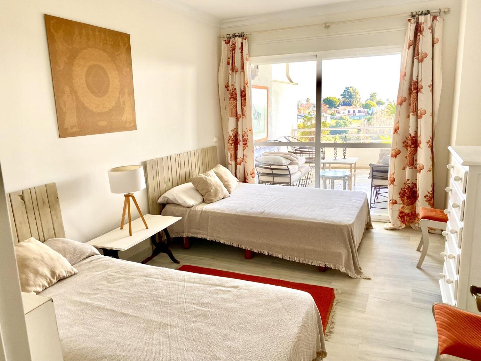 Duplex Vistas Al Golf Guadalmina *