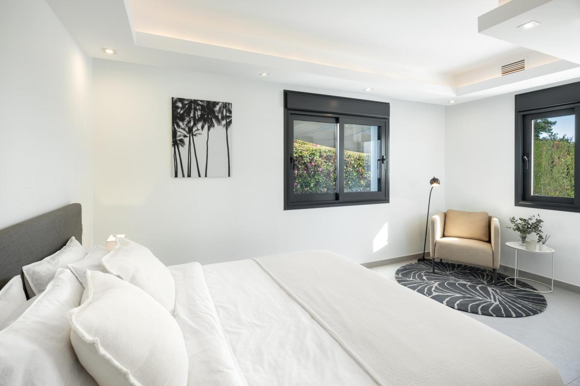 Angelique, 5 Bdr With Private Pool In Puerto Banus Marbella