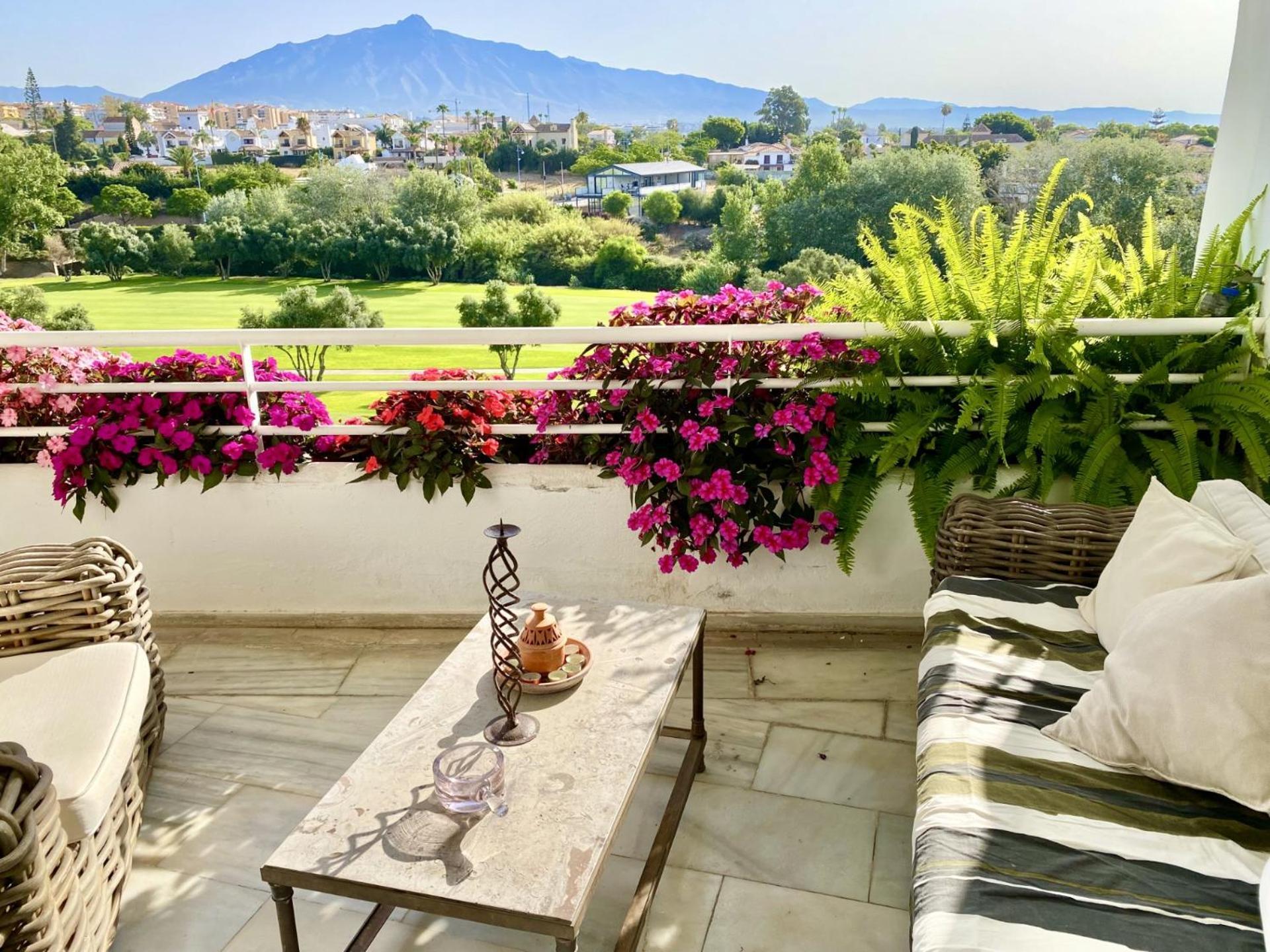 Duplex Vistas Al Golf Guadalmina Apartamento Marbella