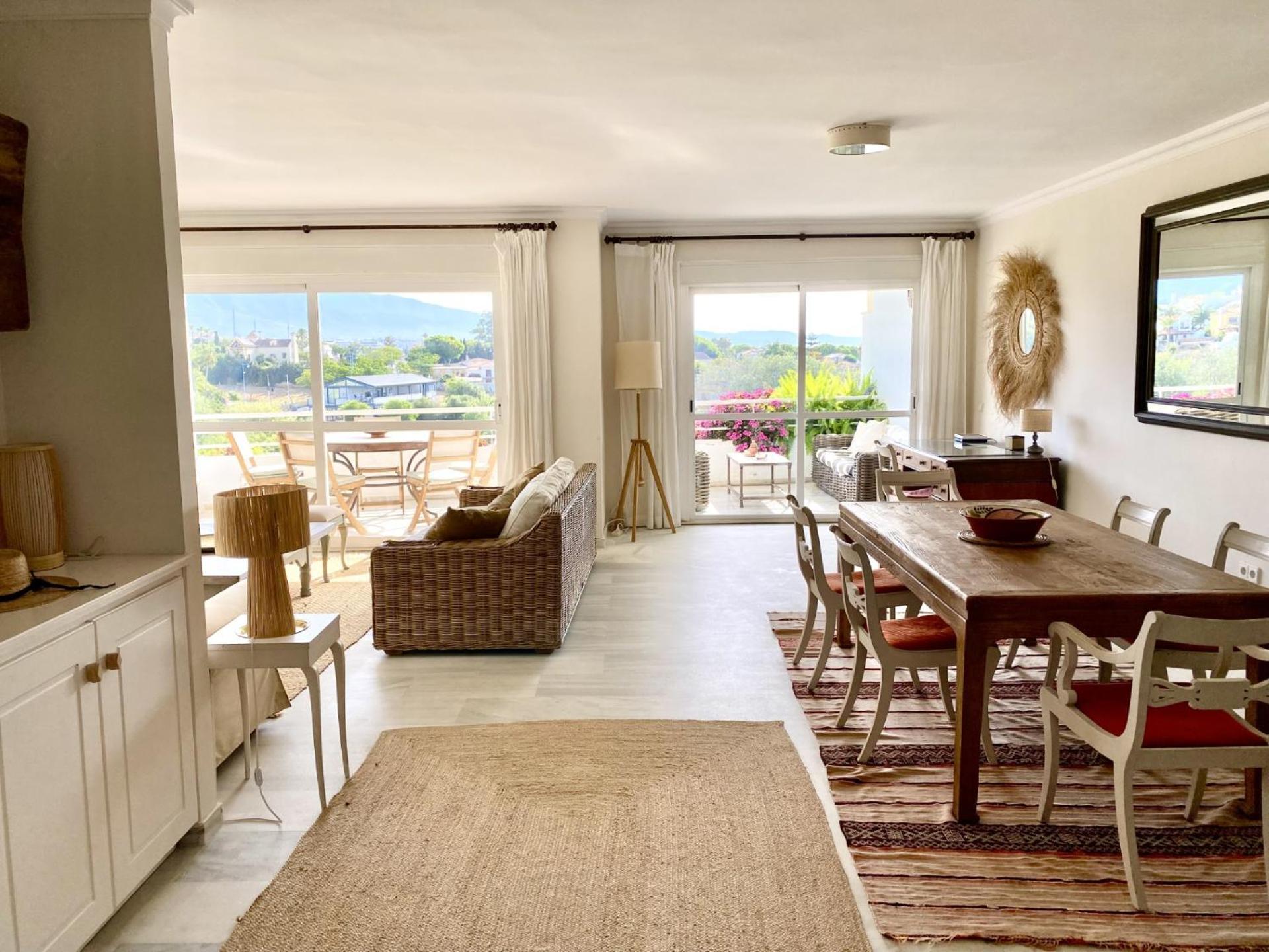 Duplex Vistas Al Golf Guadalmina *