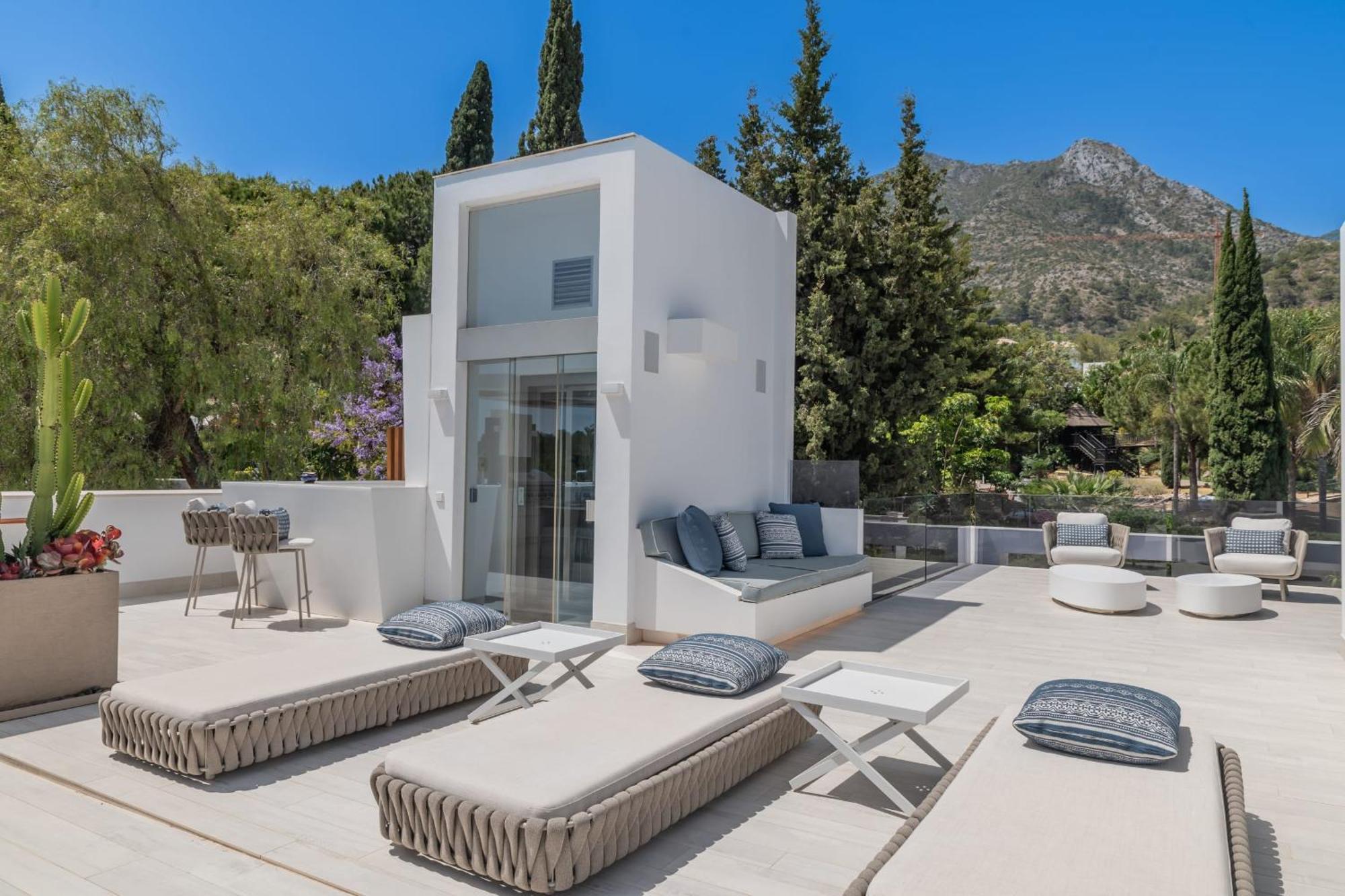 About Serenity Villa *