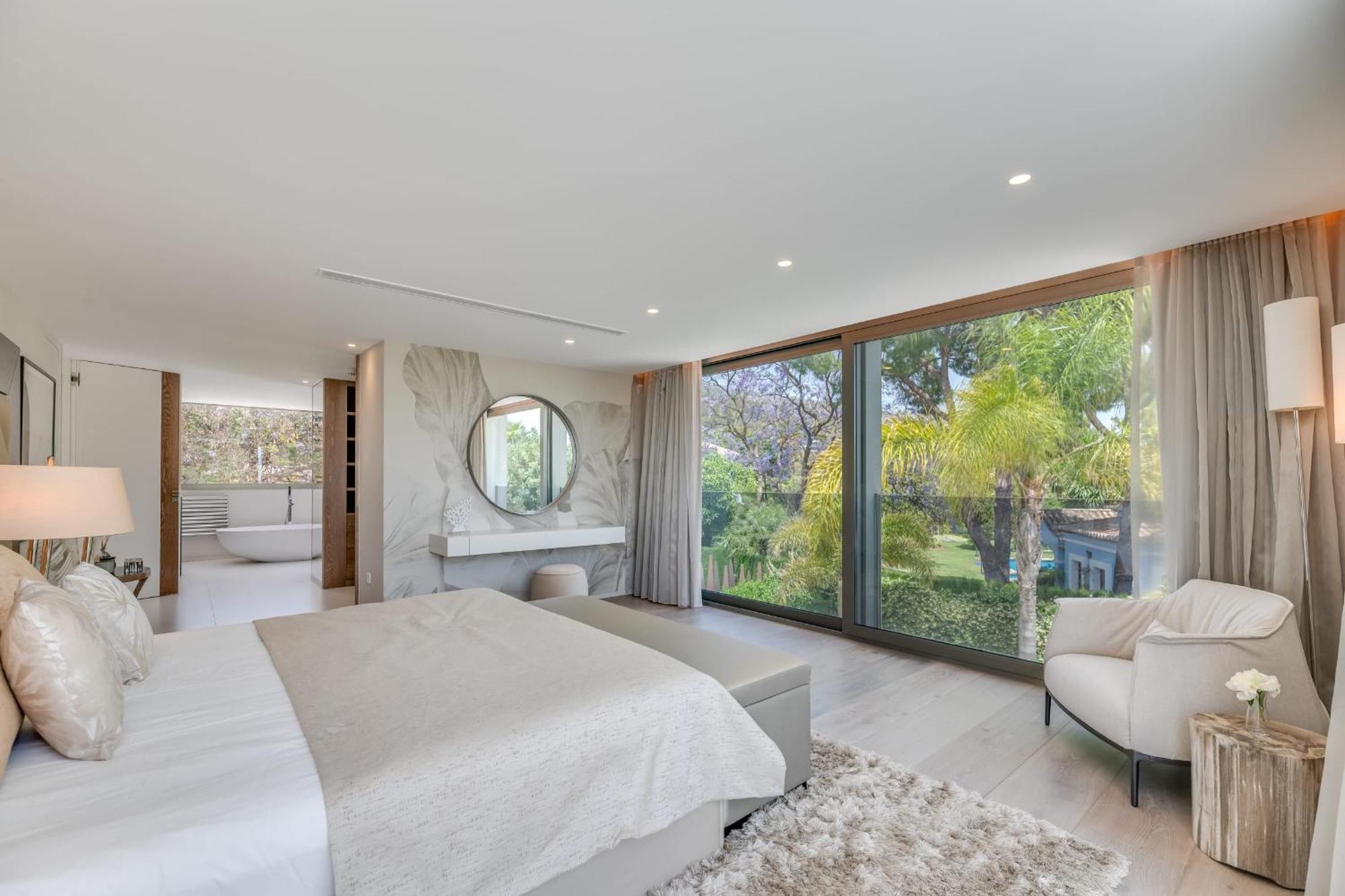 About Serenity Villa *