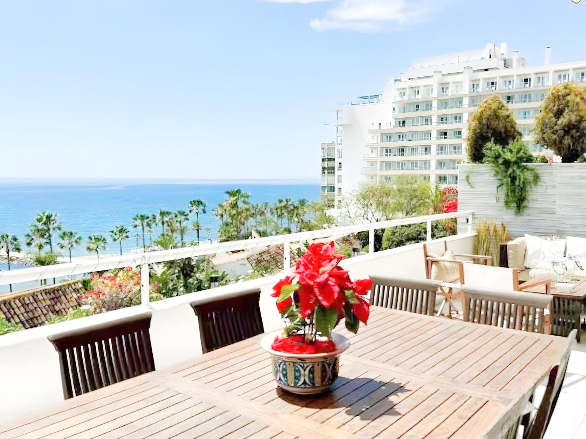 Del Mar Apartment