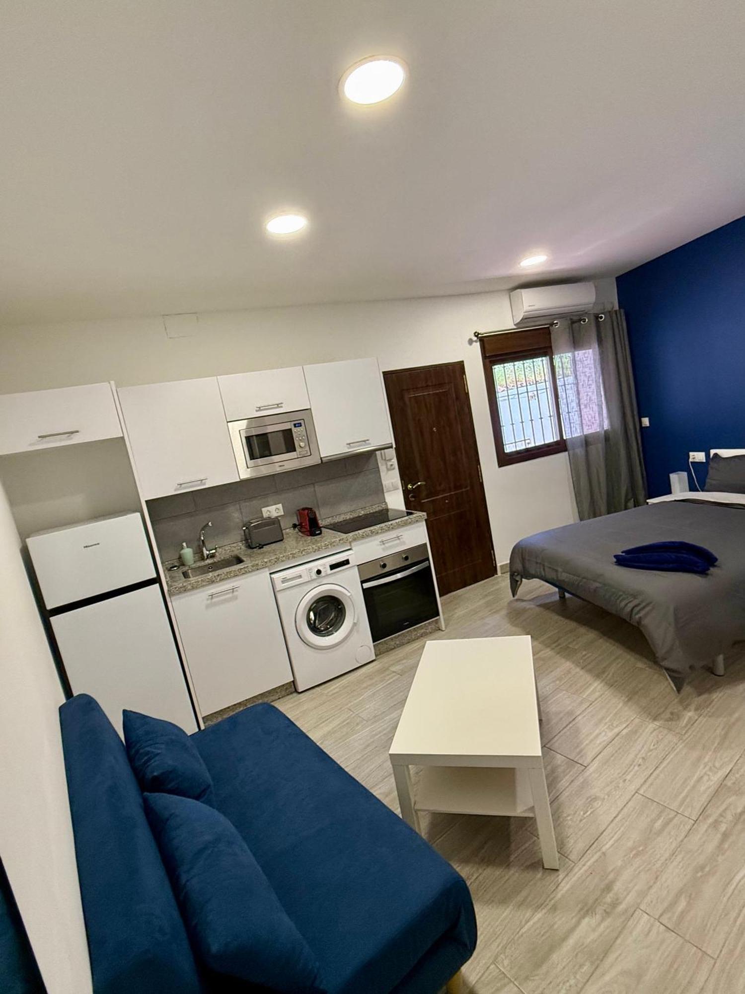 Con Cocina Americana En Elvira Appartement