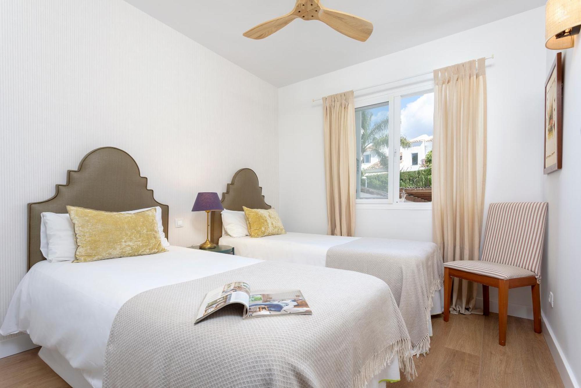 Apartment Genteel Aloha Golf