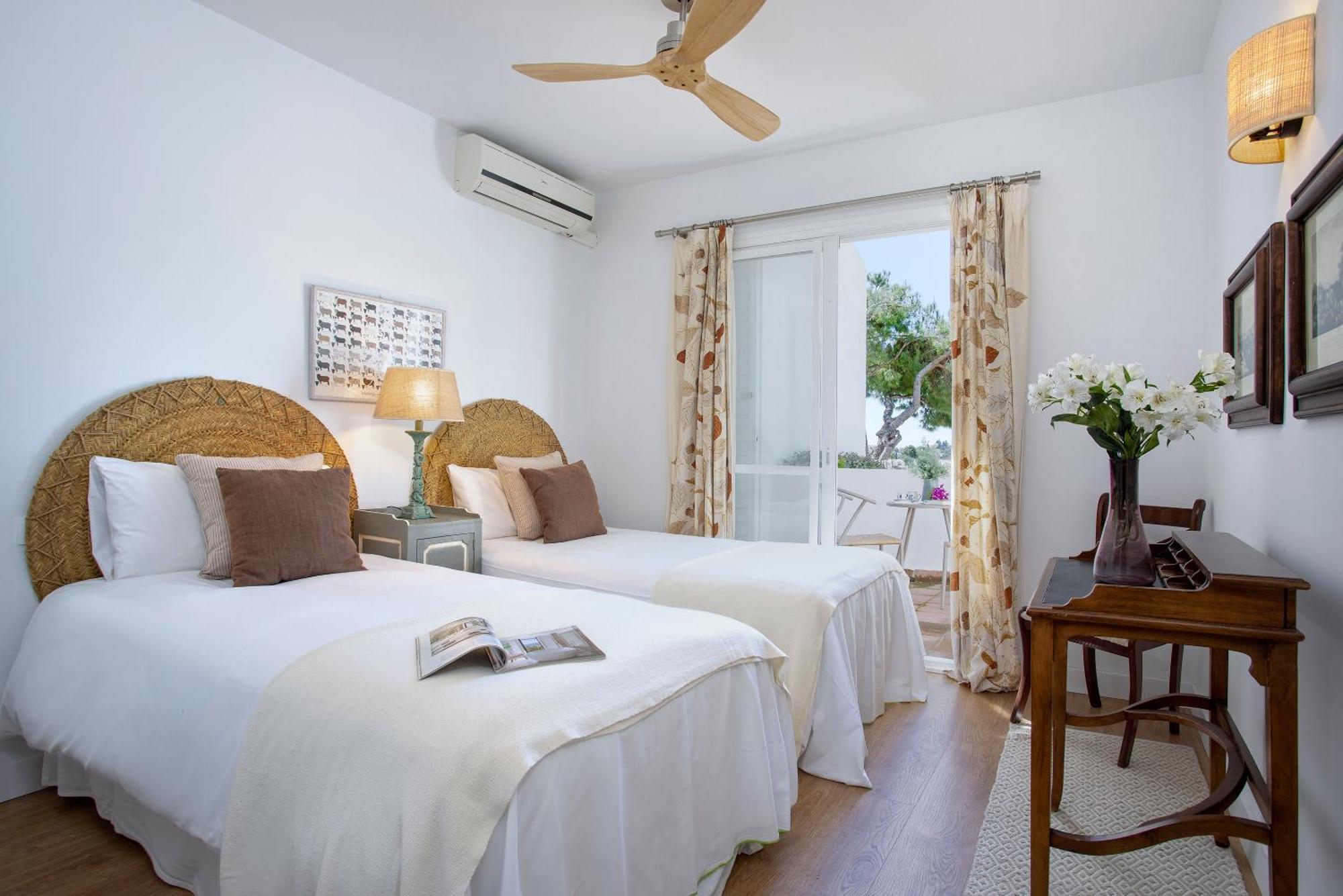 Genteel Aloha Golf Apartment Marbella