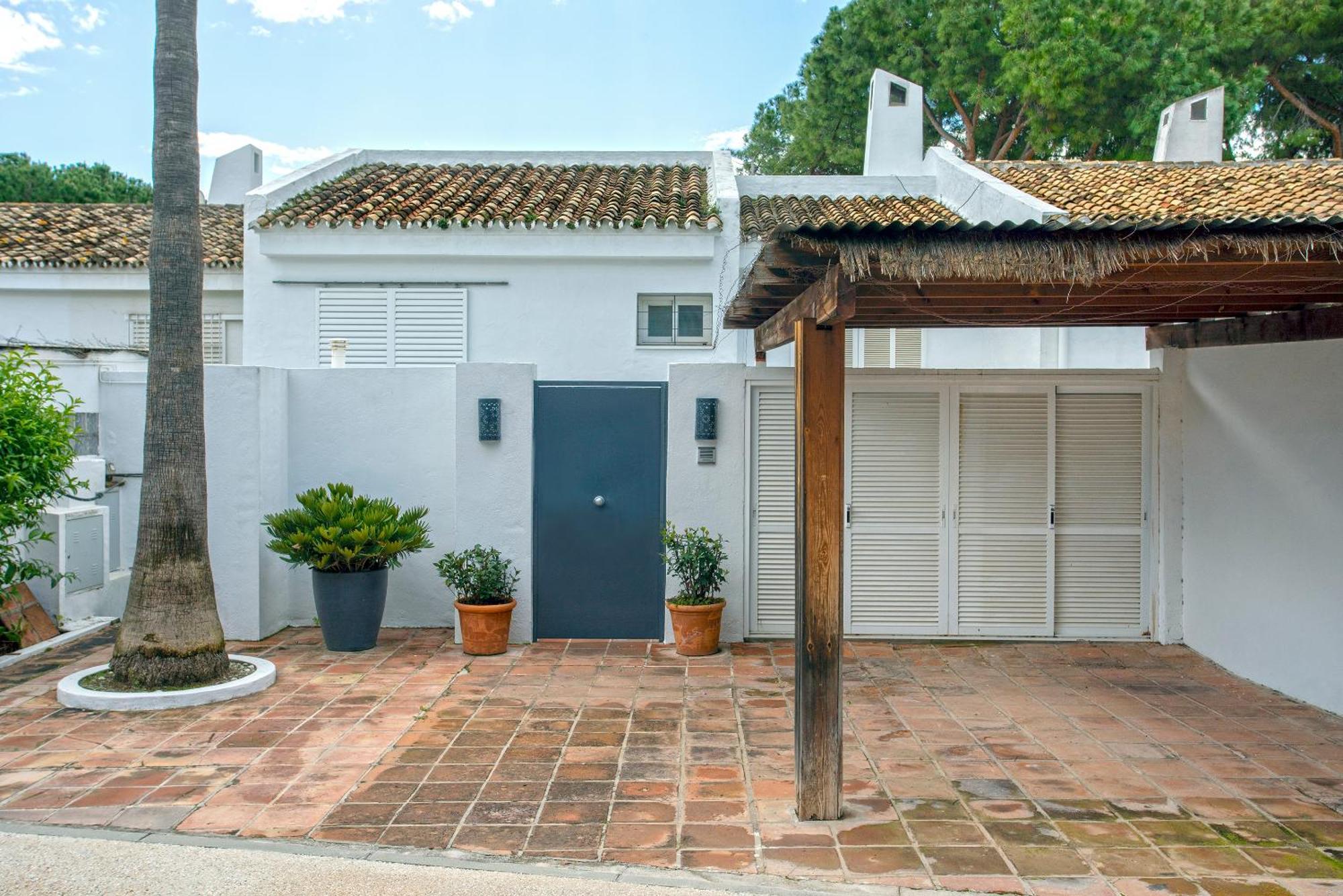 Apartment Genteel Aloha Golf Marbella