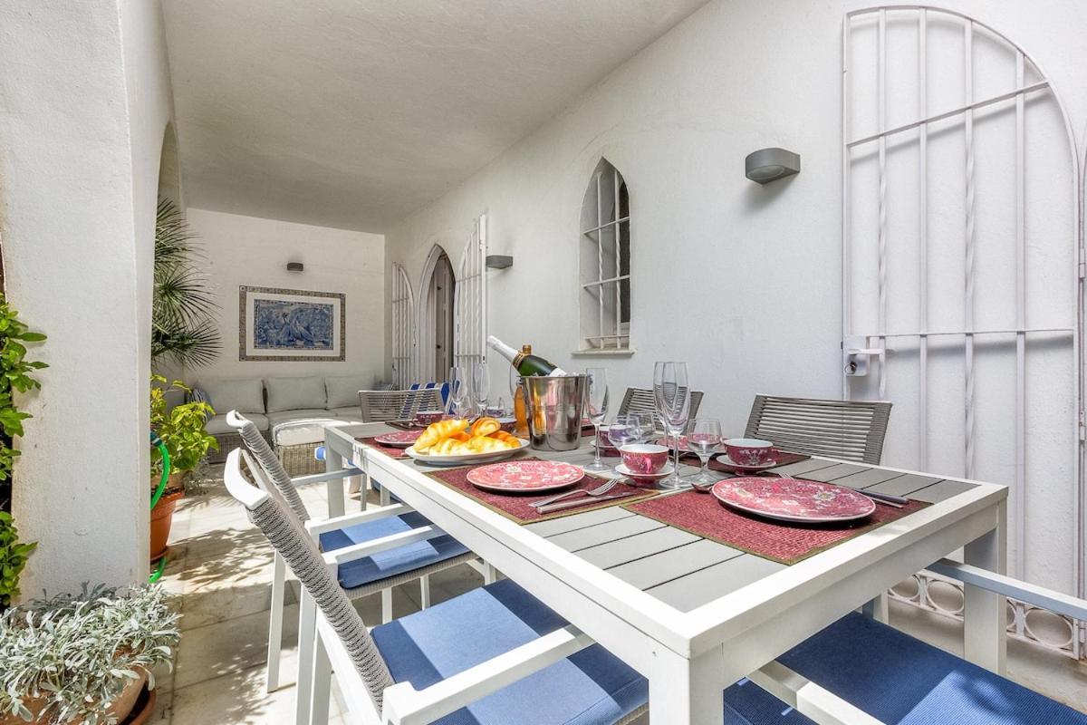 Beachfront Golden Mile Holiday home