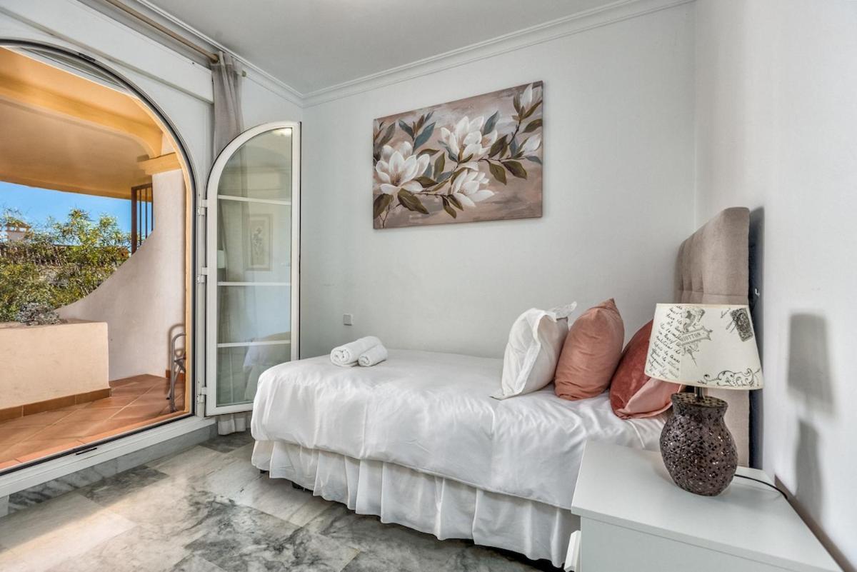 Apartment 3 Bed Duplex By Puerto Banus, Marbella, 3 Pools, Sea Views