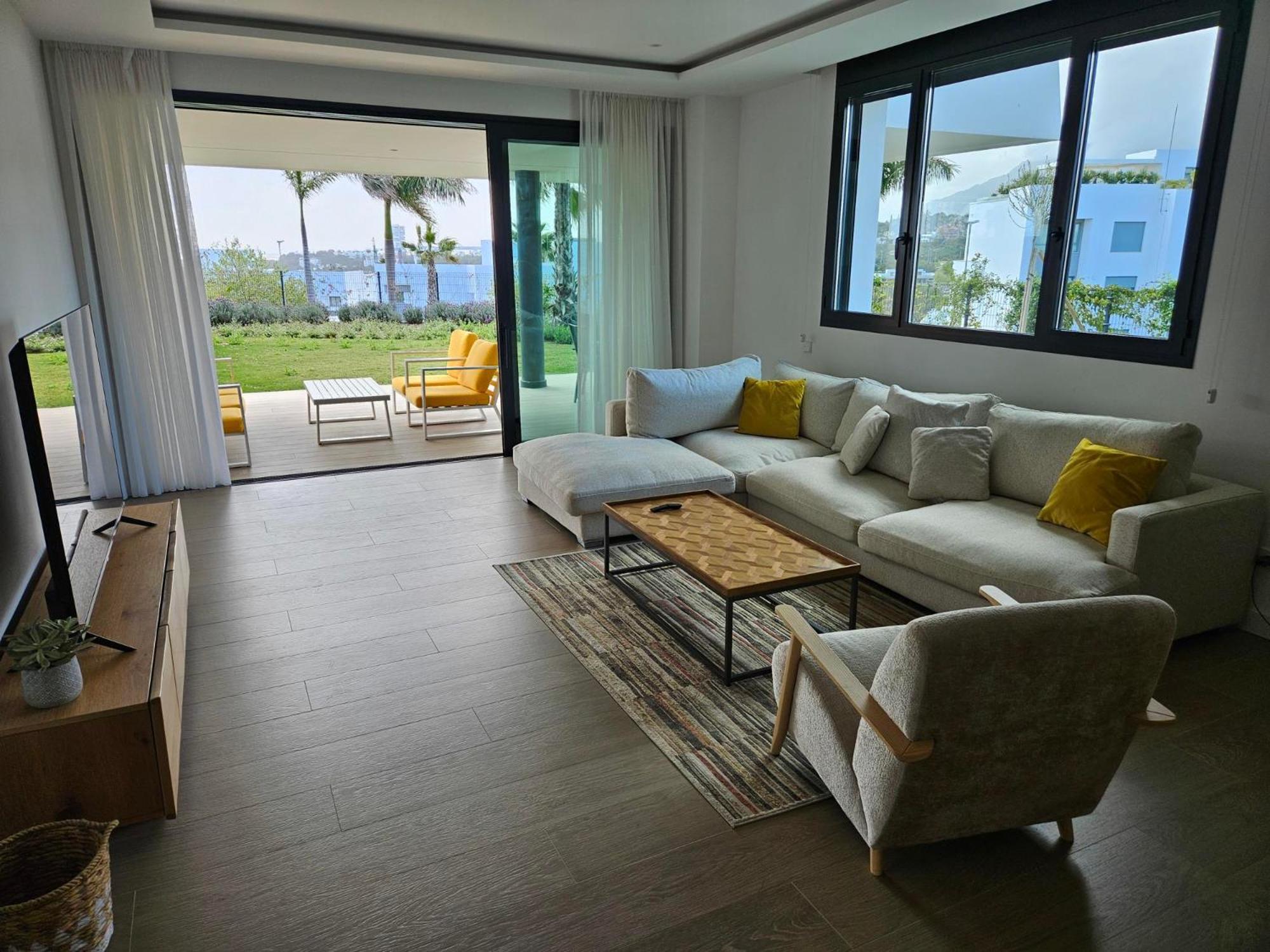 Elegant 3 Bedroom Next To Santa Clara Golf * Marbella