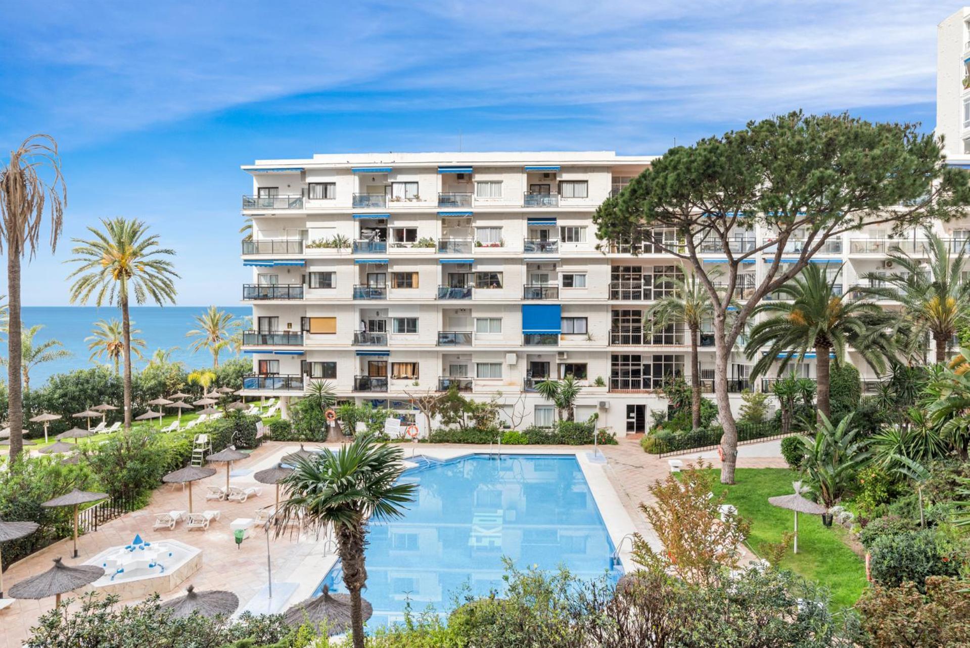 Skol In By Costarentals - M27 Marbella