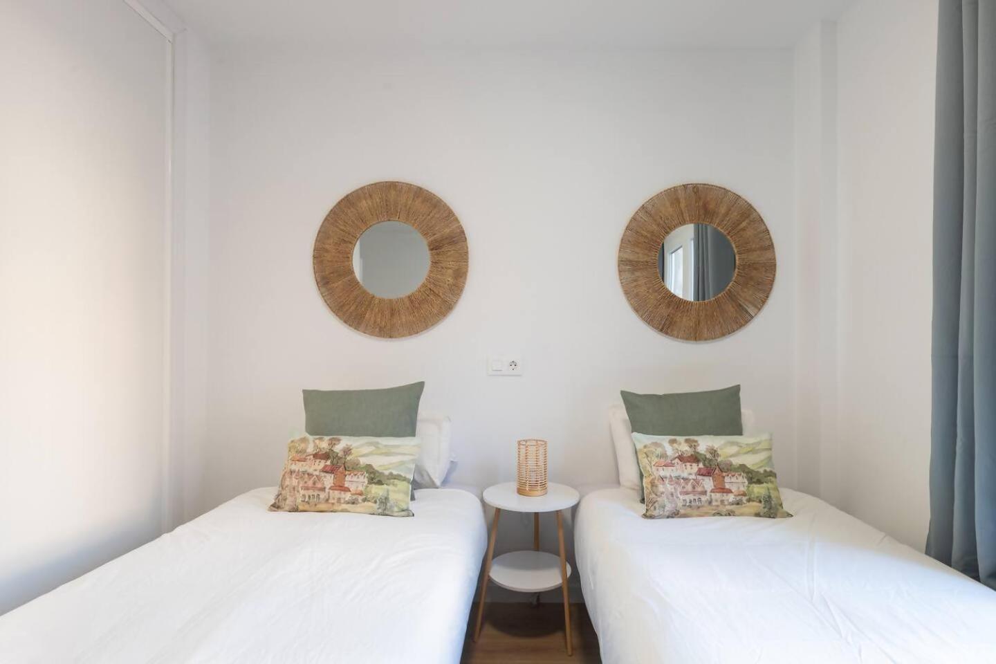 Old Town Con Parking Apartment *