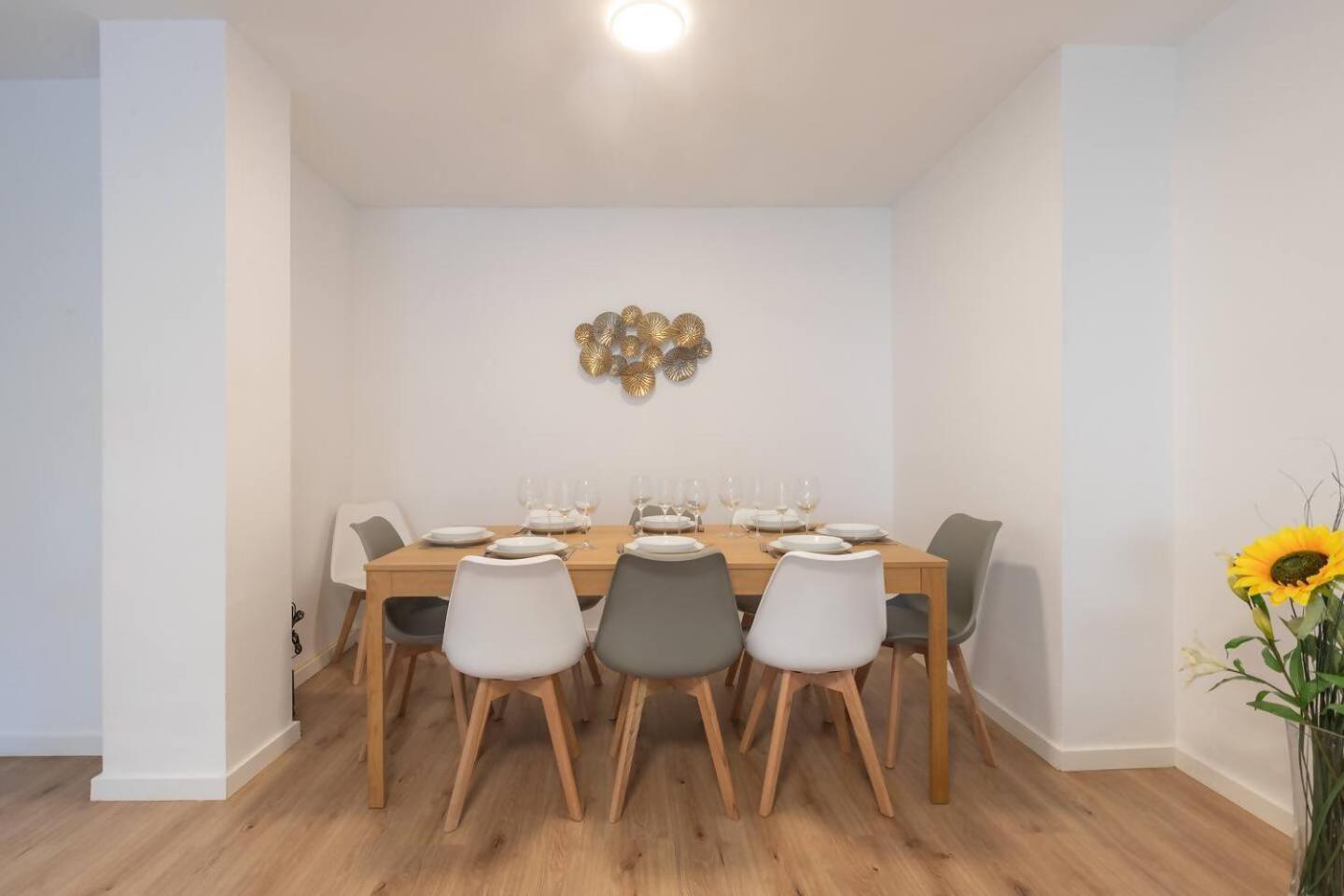 Old Town Con Parking Apartment *