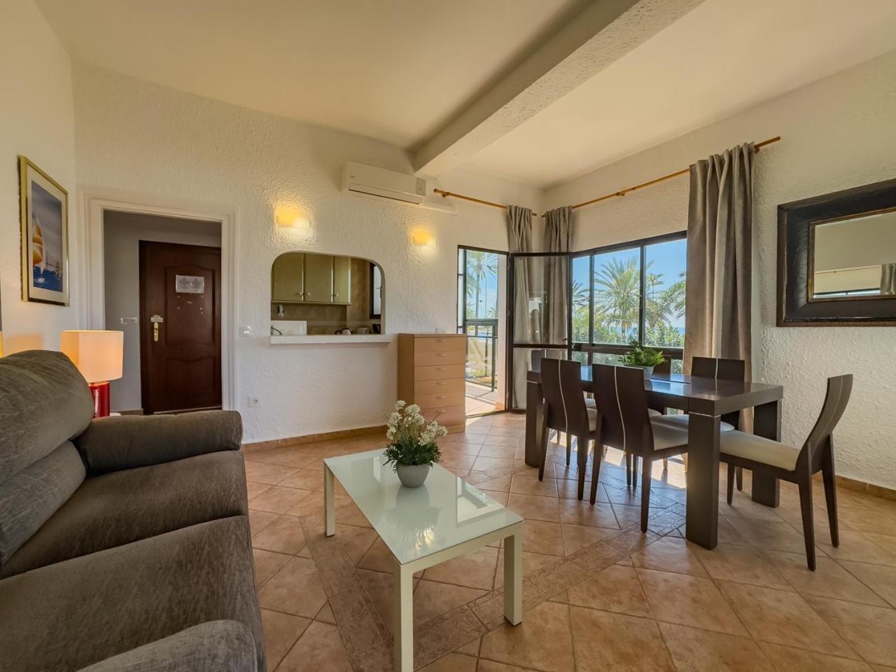 Apartment Skol 134 C - 1 Bedroom Marvellous Sea Views Marbella