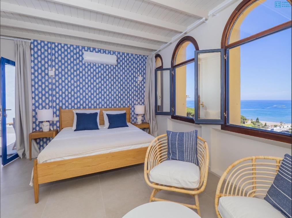 Apartment Espectacular Atico De 5 Niveles En Puerto De Cabopino *