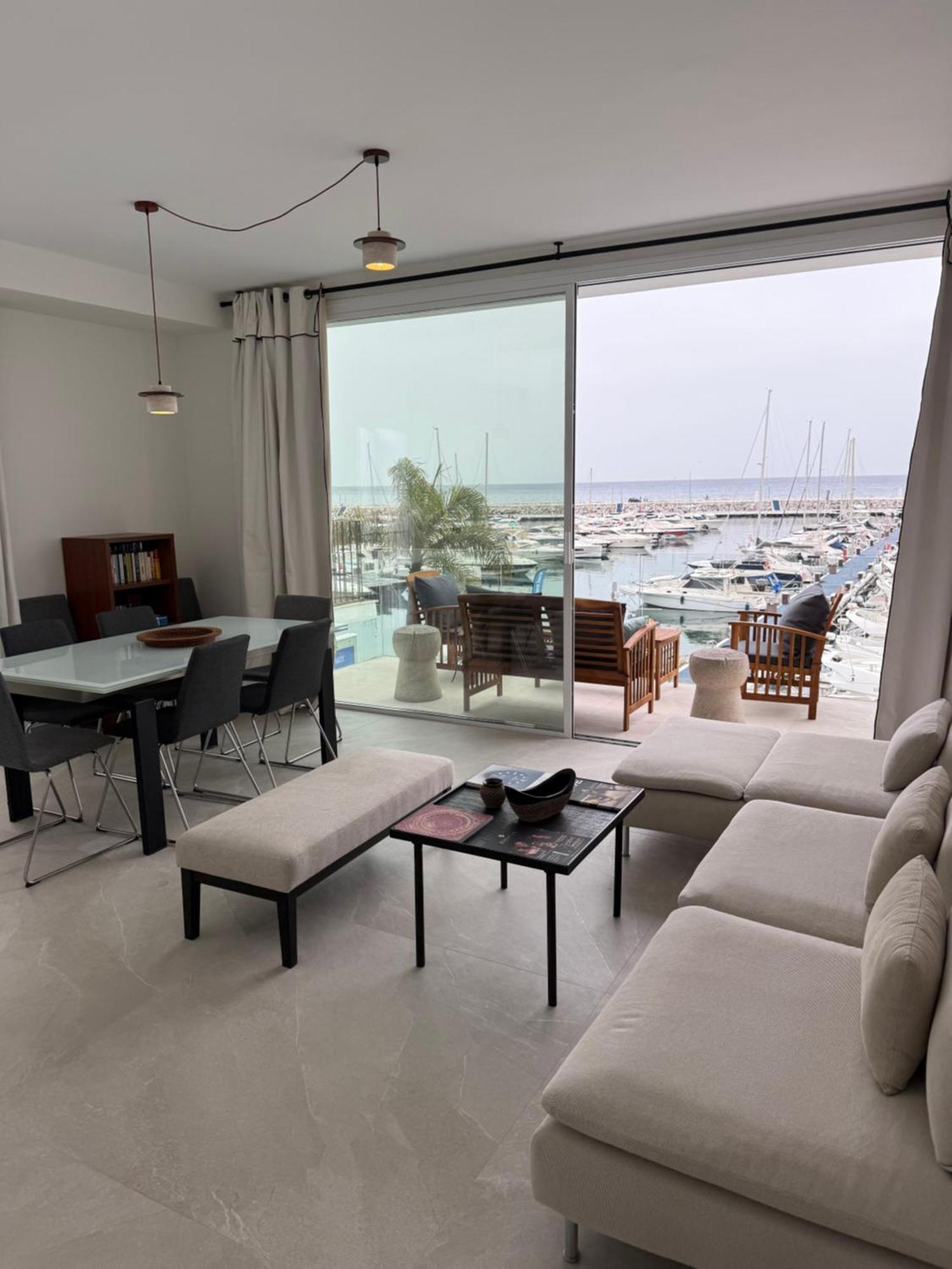 243-fully Renovated-puerto Banus Front Line Penthouse Appartement