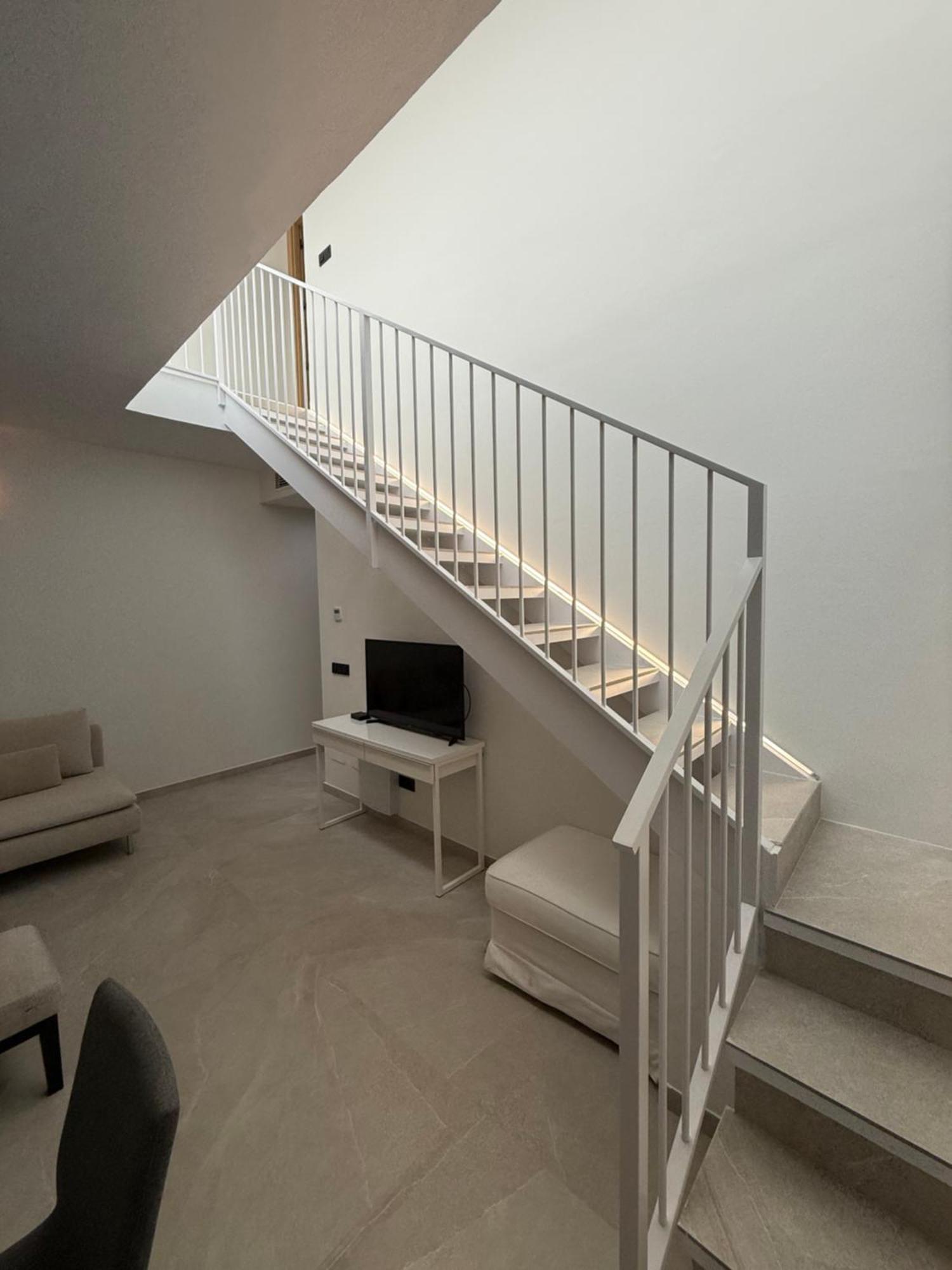 243-fully Renovated-puerto Banus Front Line Penthouse Appartement *