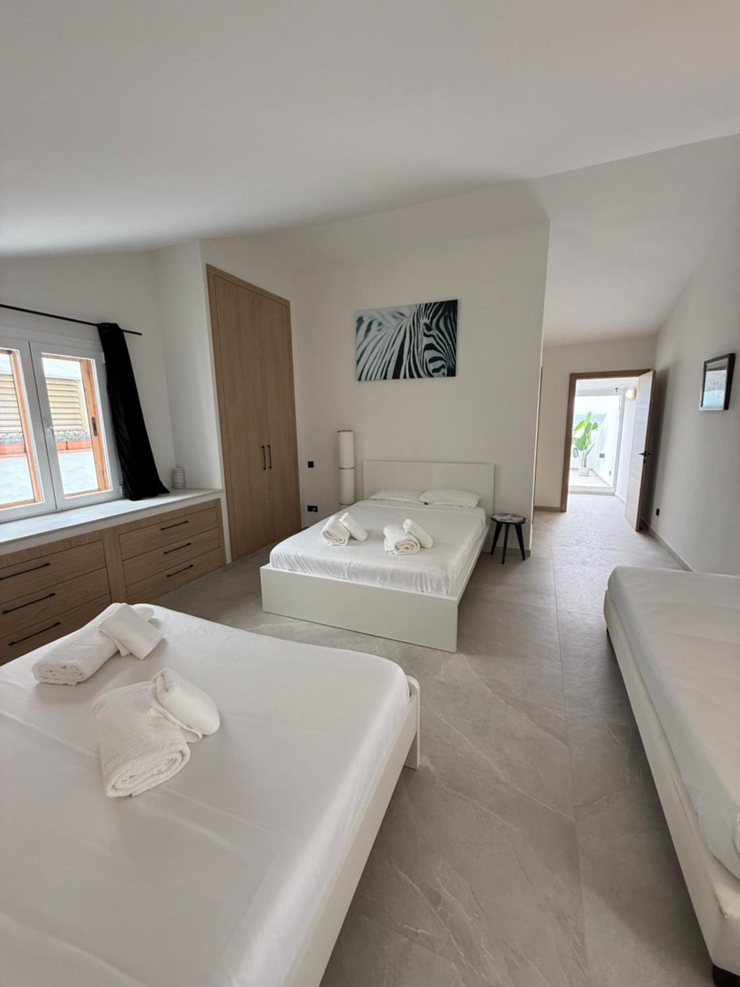 243-fully Renovated-puerto Banus Front Line Penthouse