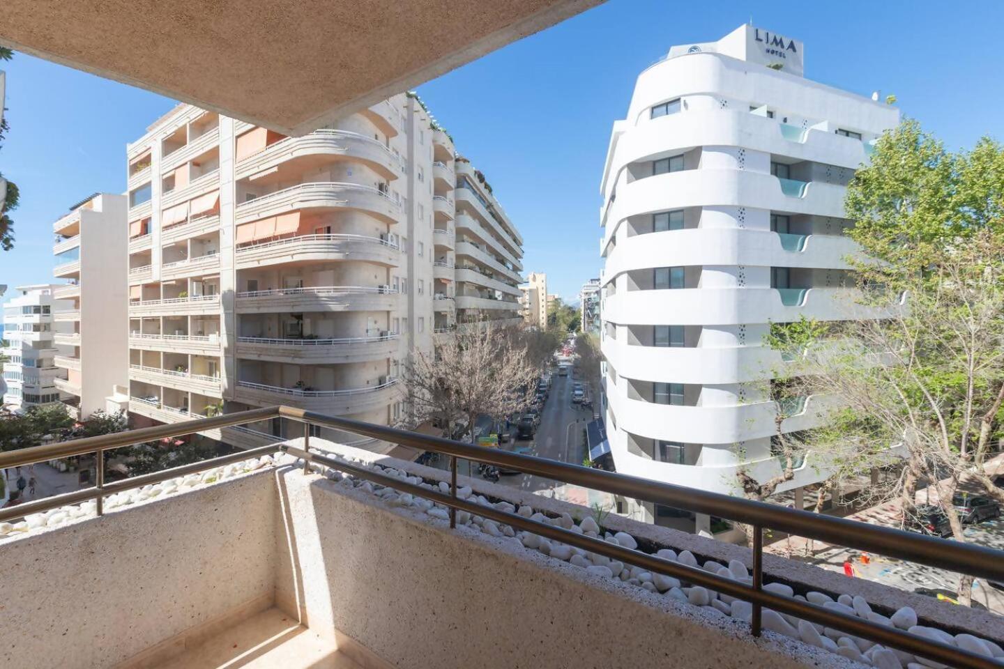 Camelias Playa Con Parking Apartment
