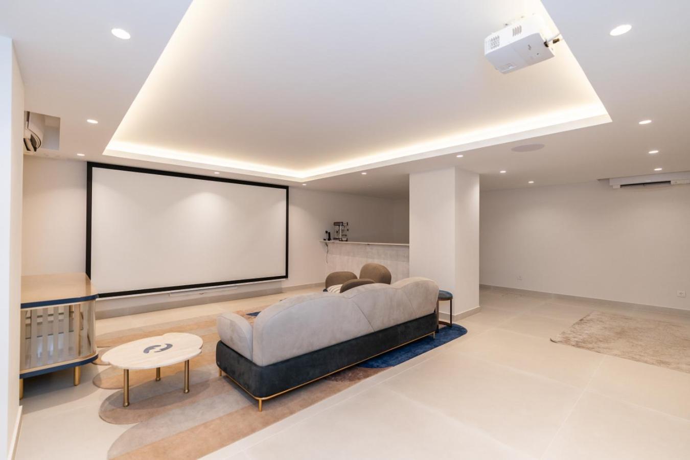 Stunning 6-bedroom In Guadalmina Baja Marbella