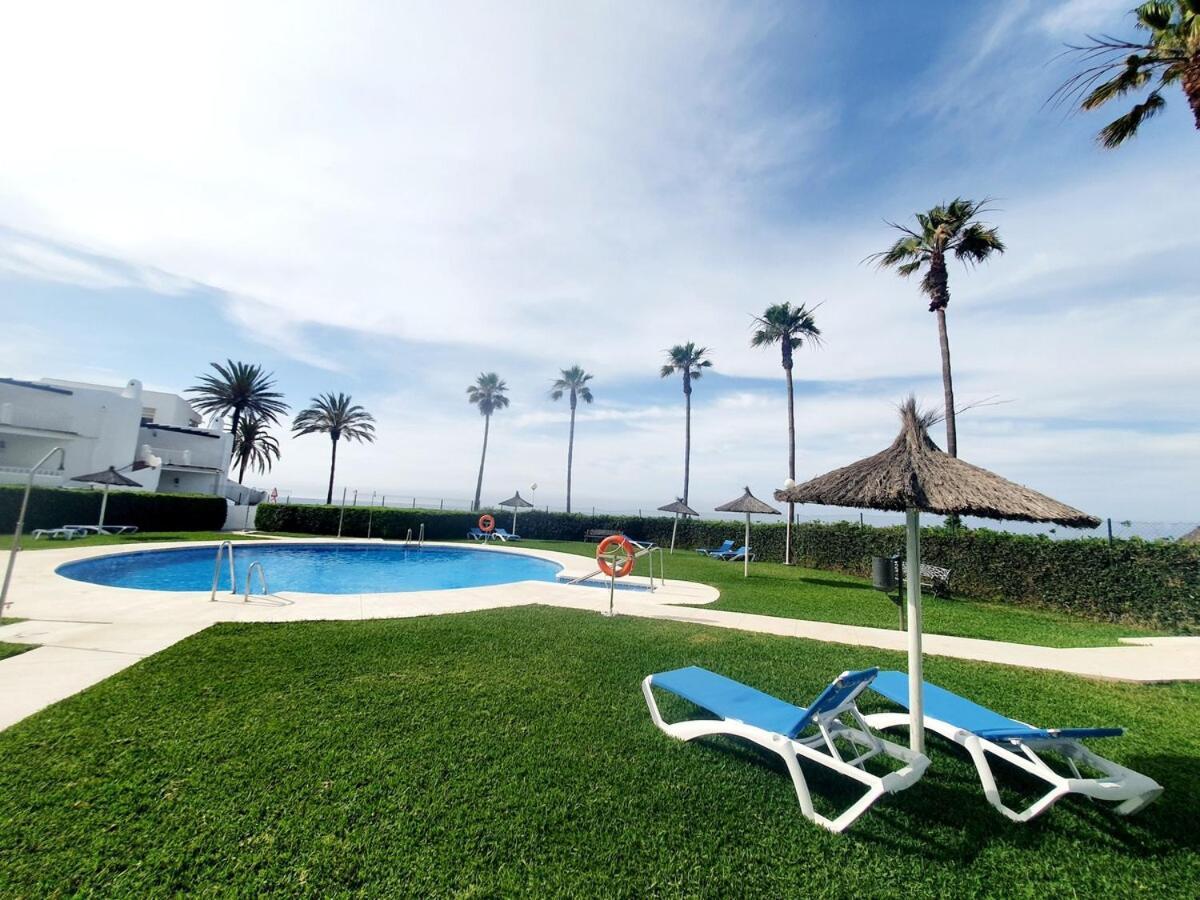 Casa La Luna- Beachfront 1br With Sea Views *