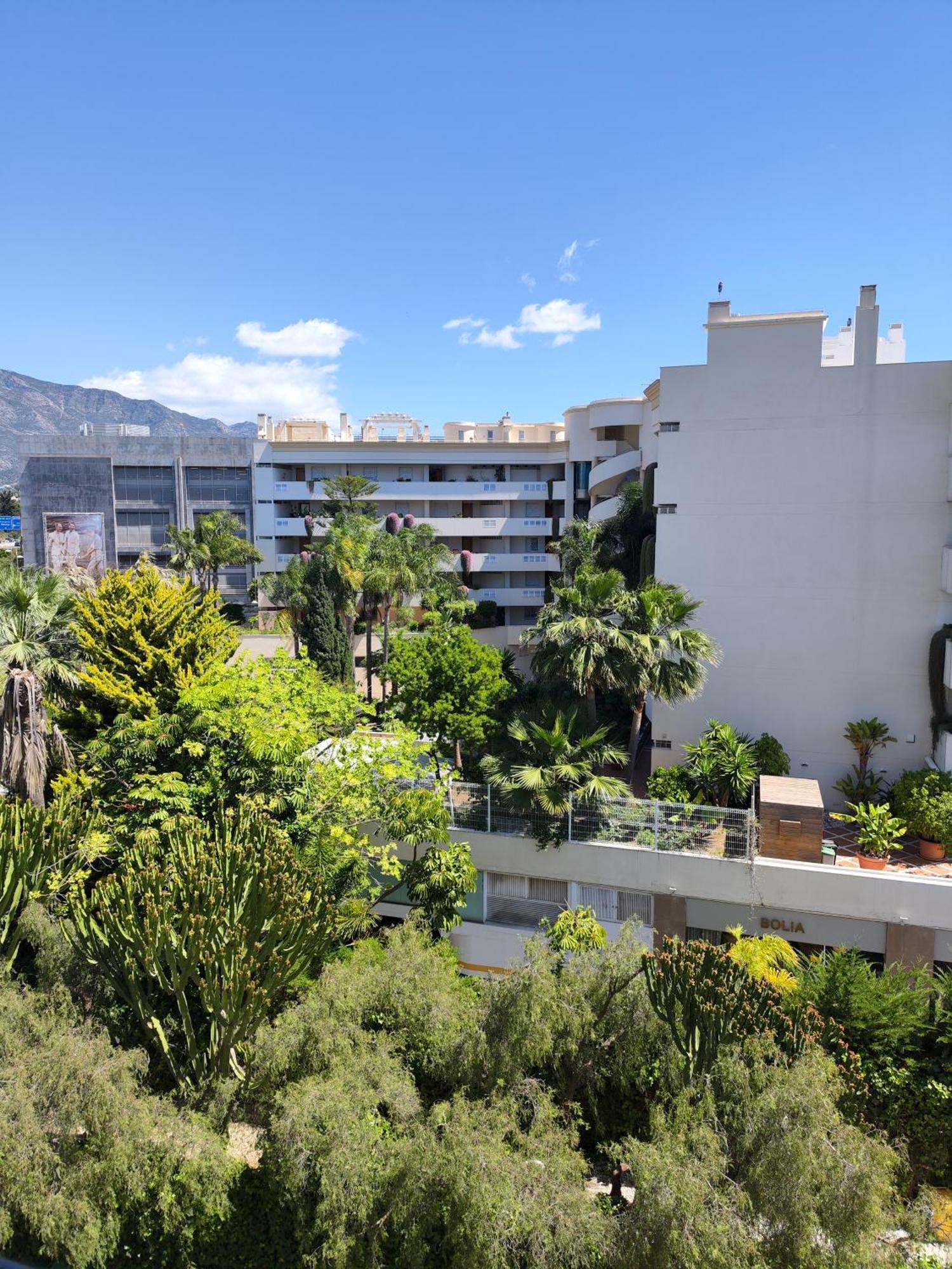 Apartment New&beautiful Loft In Puerto Banus