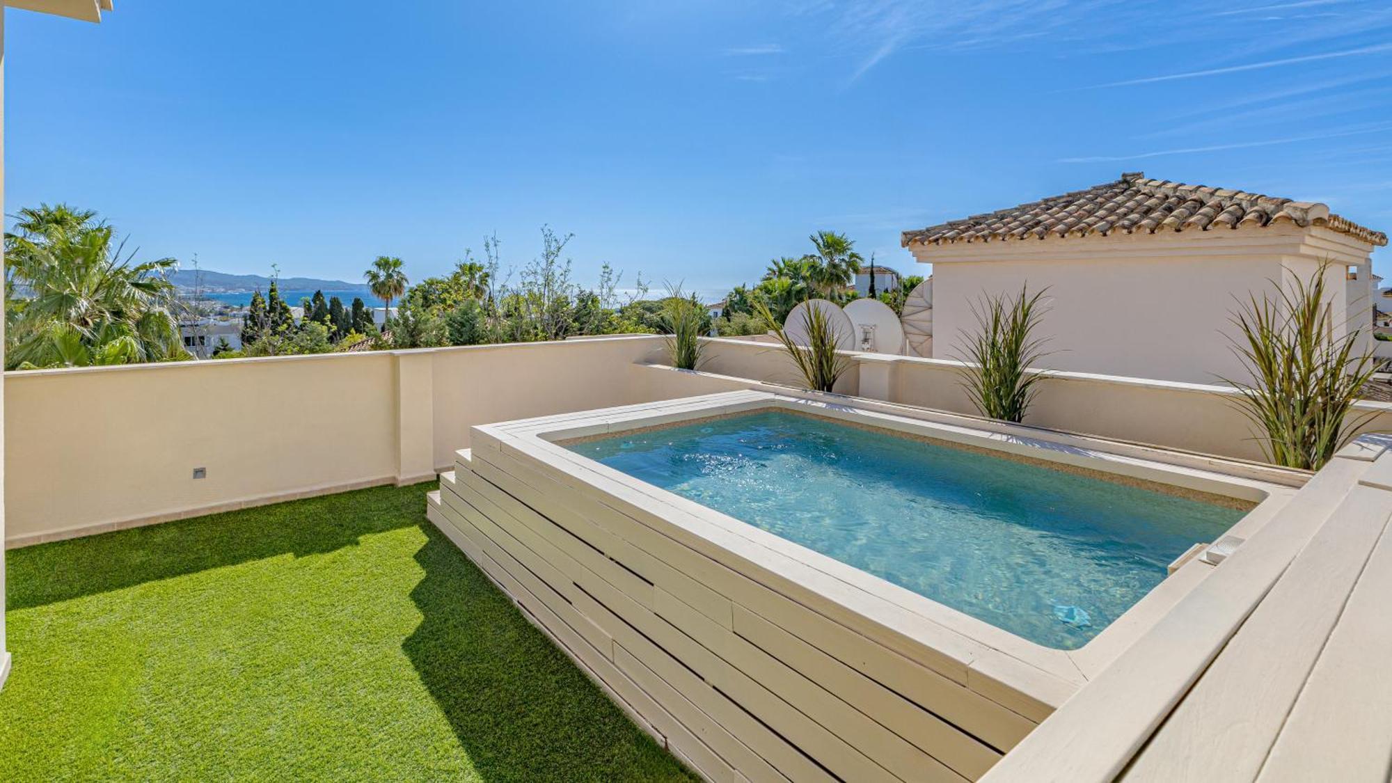 Vacation Marbella: Private Heated Pool Retreat Near Puerto Banus *