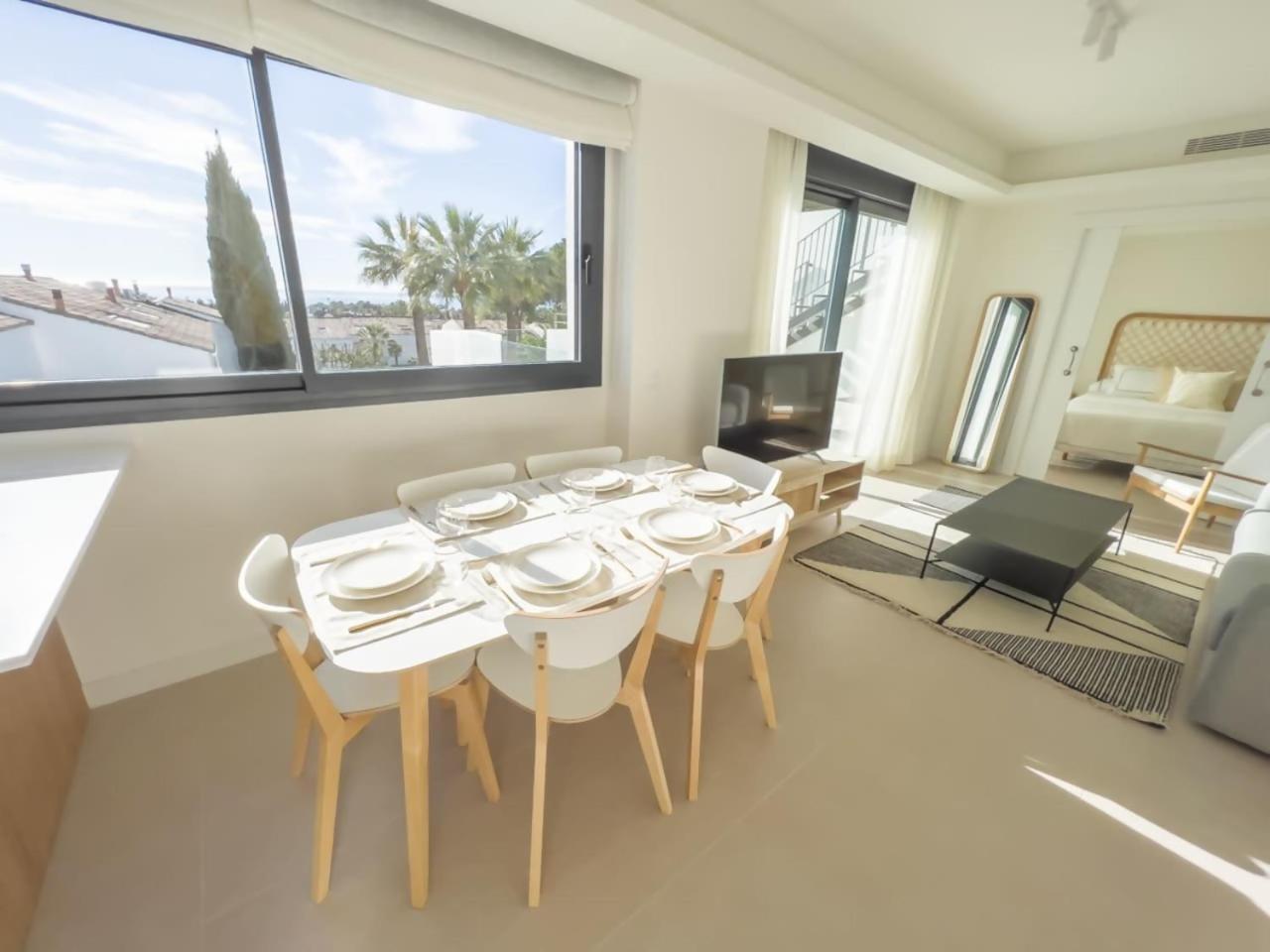Pent-house On The Golden Mile Apartment