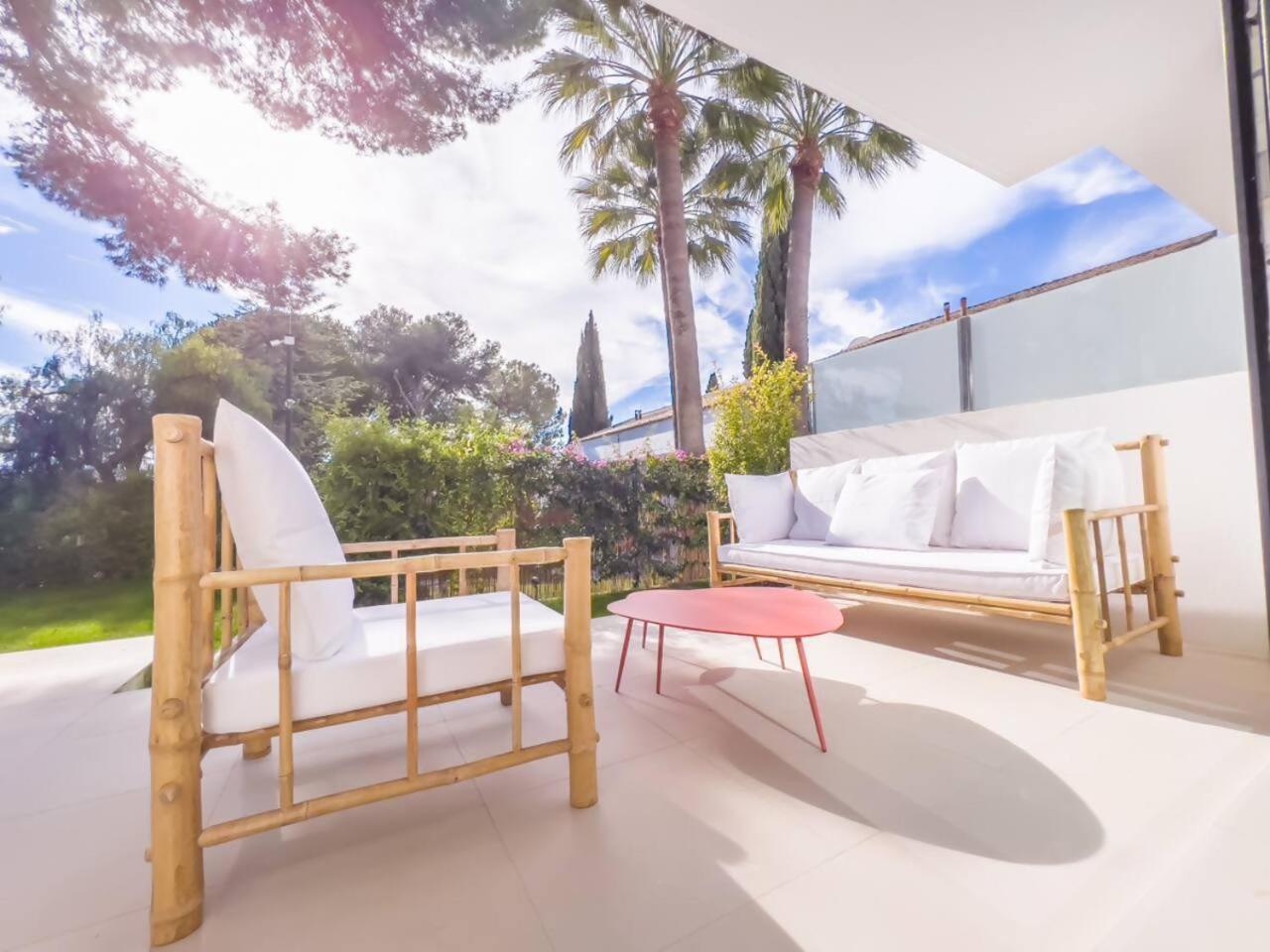 Bajo Con Jardin En La Milla De Oro Apartamento