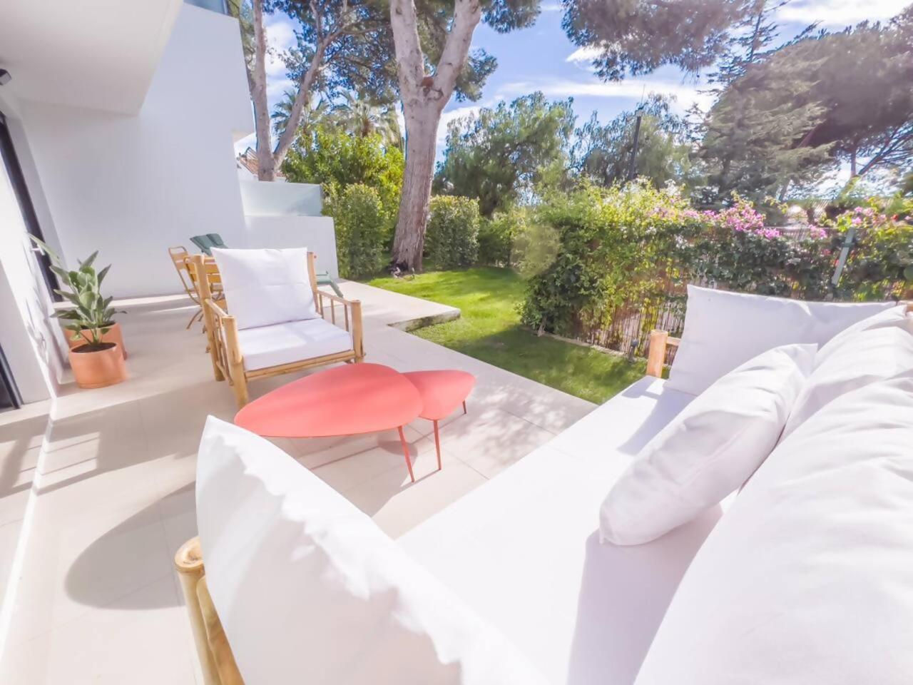 Apartamento Bajo Con Jardin En La Milla De Oro