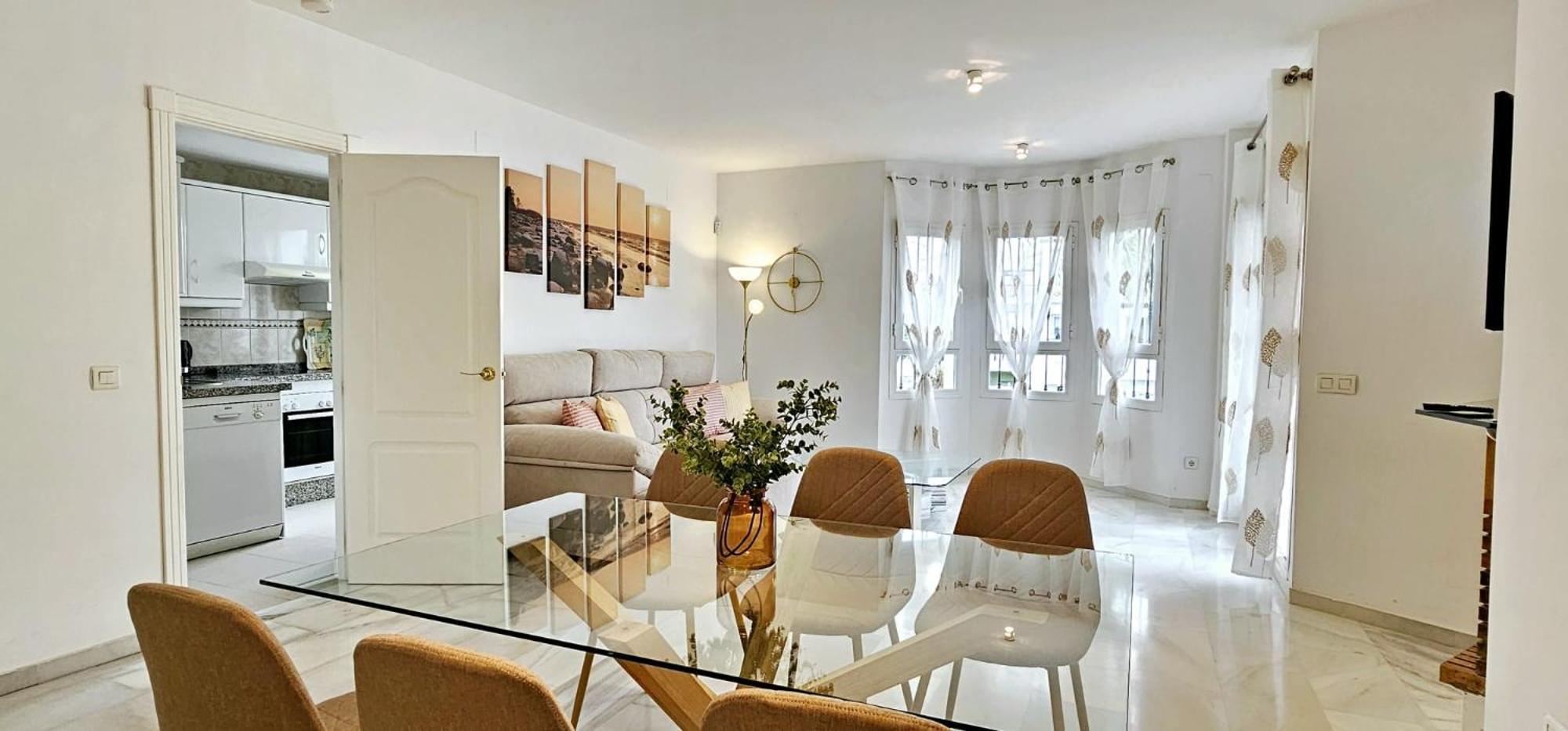 Naranjos Close To Puerto Banus Apartamento