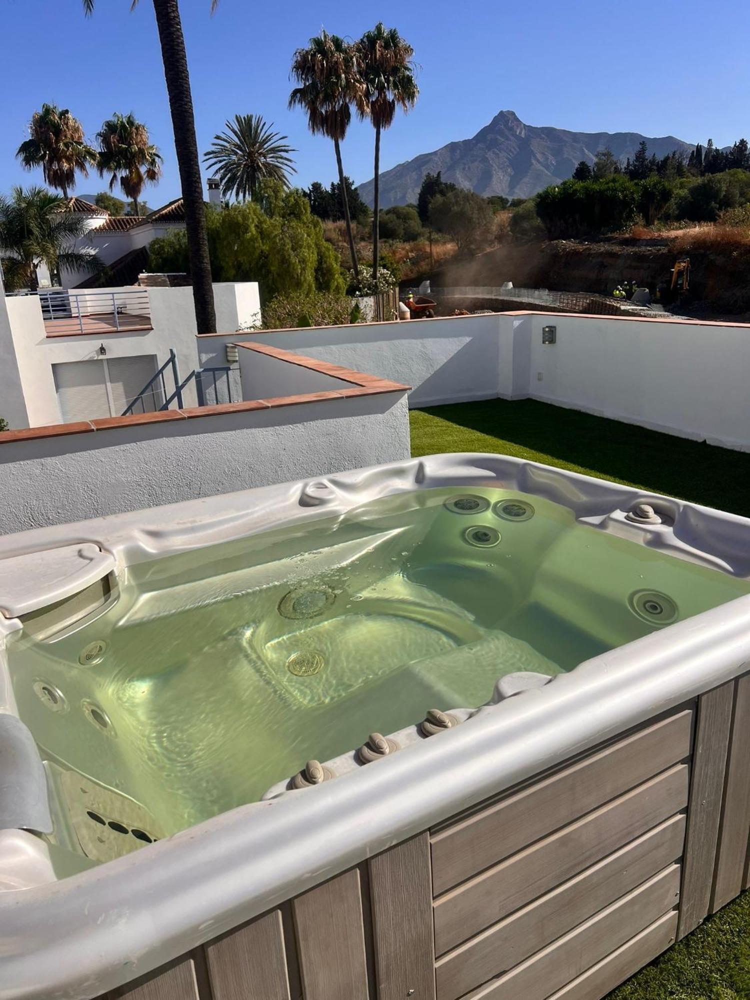 Puerto Banus Jacuzzi Close To Breath And Arena * Marbella