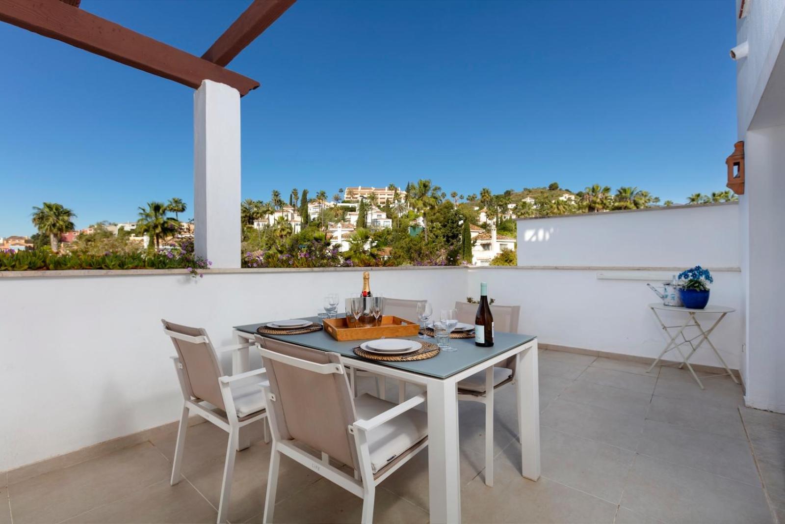Duplex With Rooftop Terrace Aloha Royal Rdr230 *