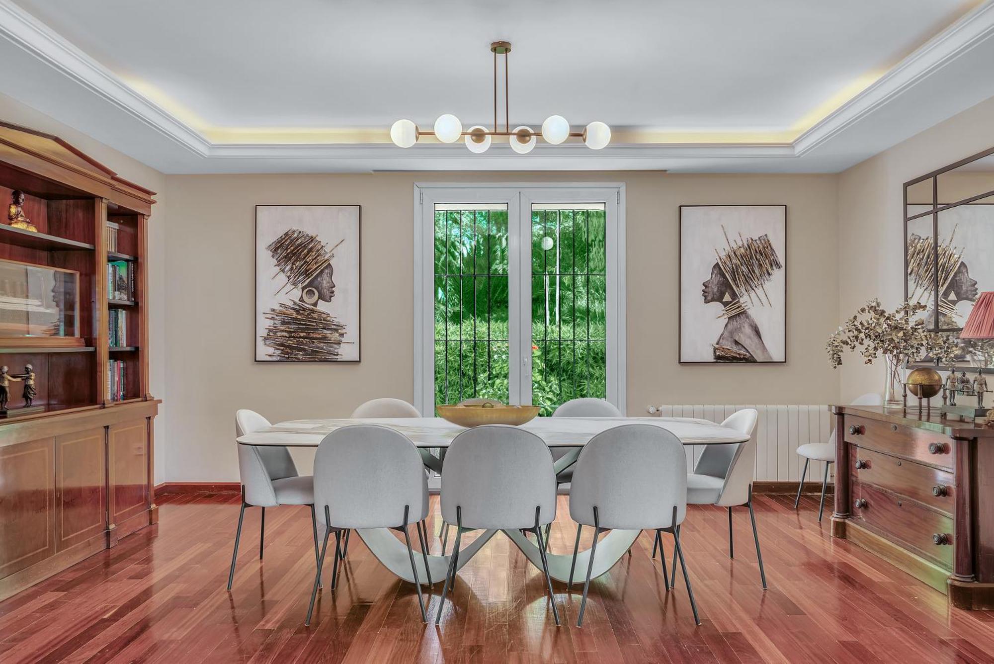 In Great Location Villa