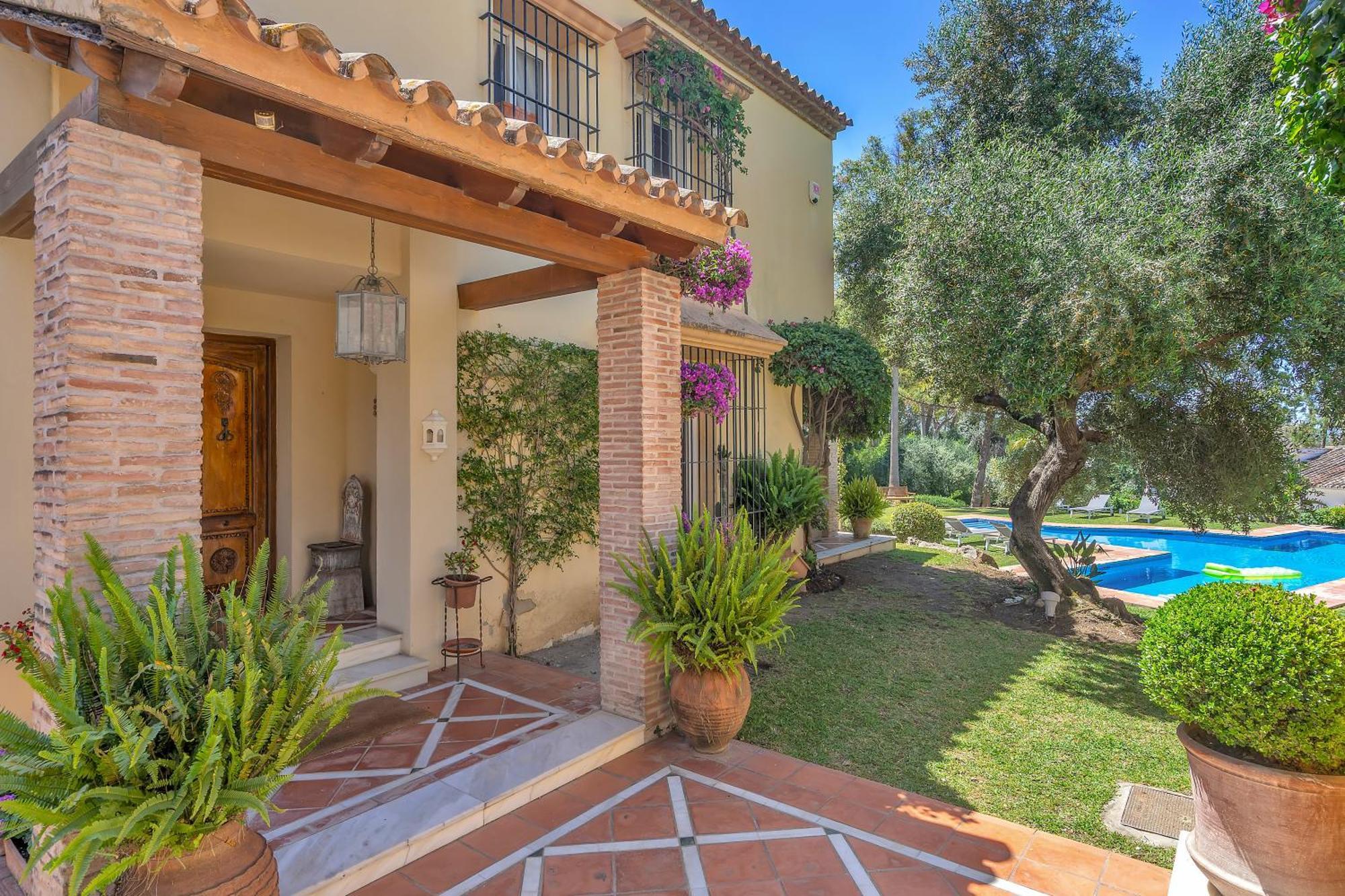 Villa In Great Location *