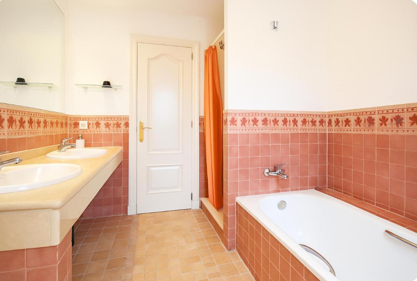 Villa 9 La Alzambra-puerto Banus *