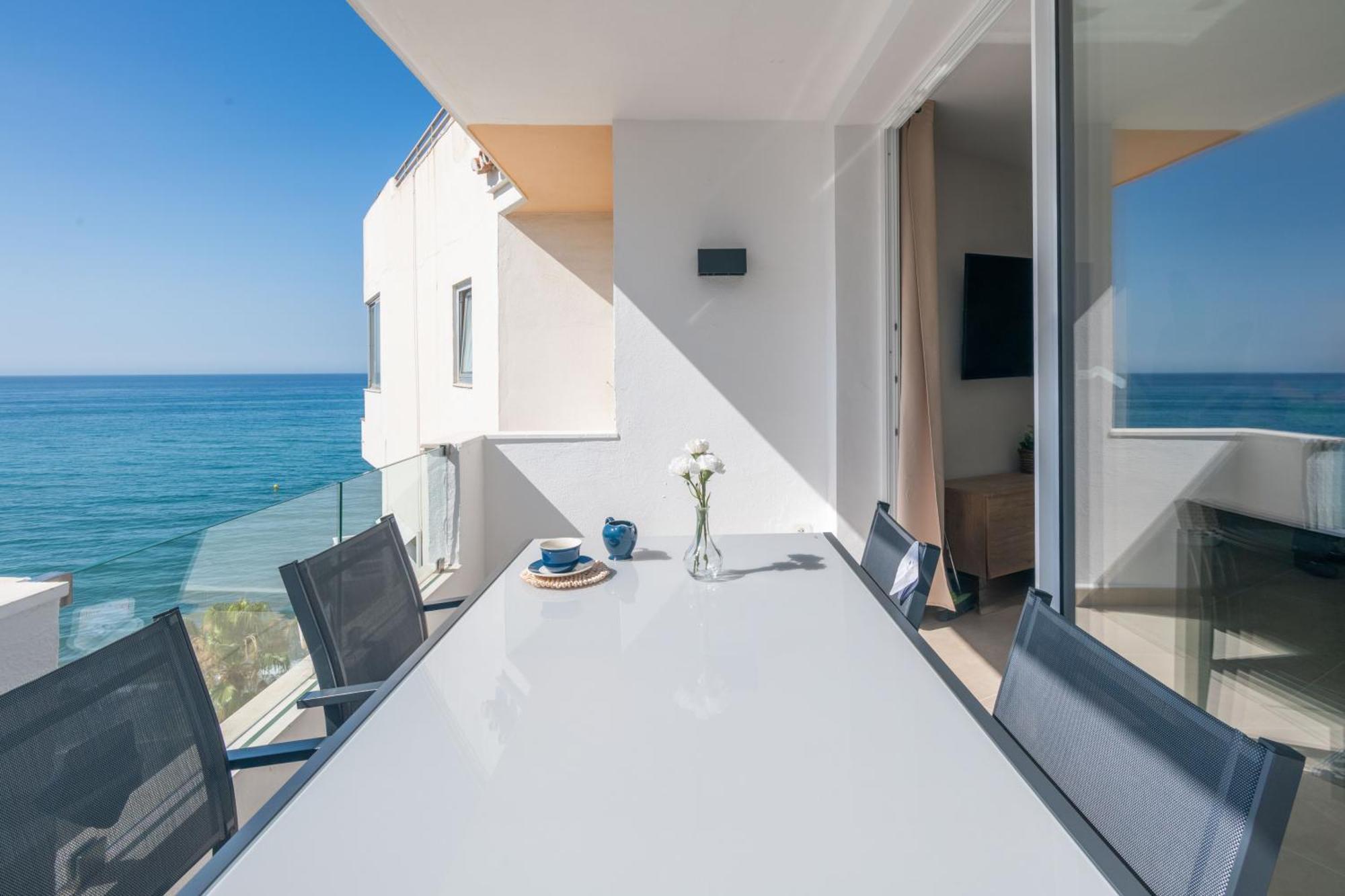 In Front Of Sea & Center Marbella