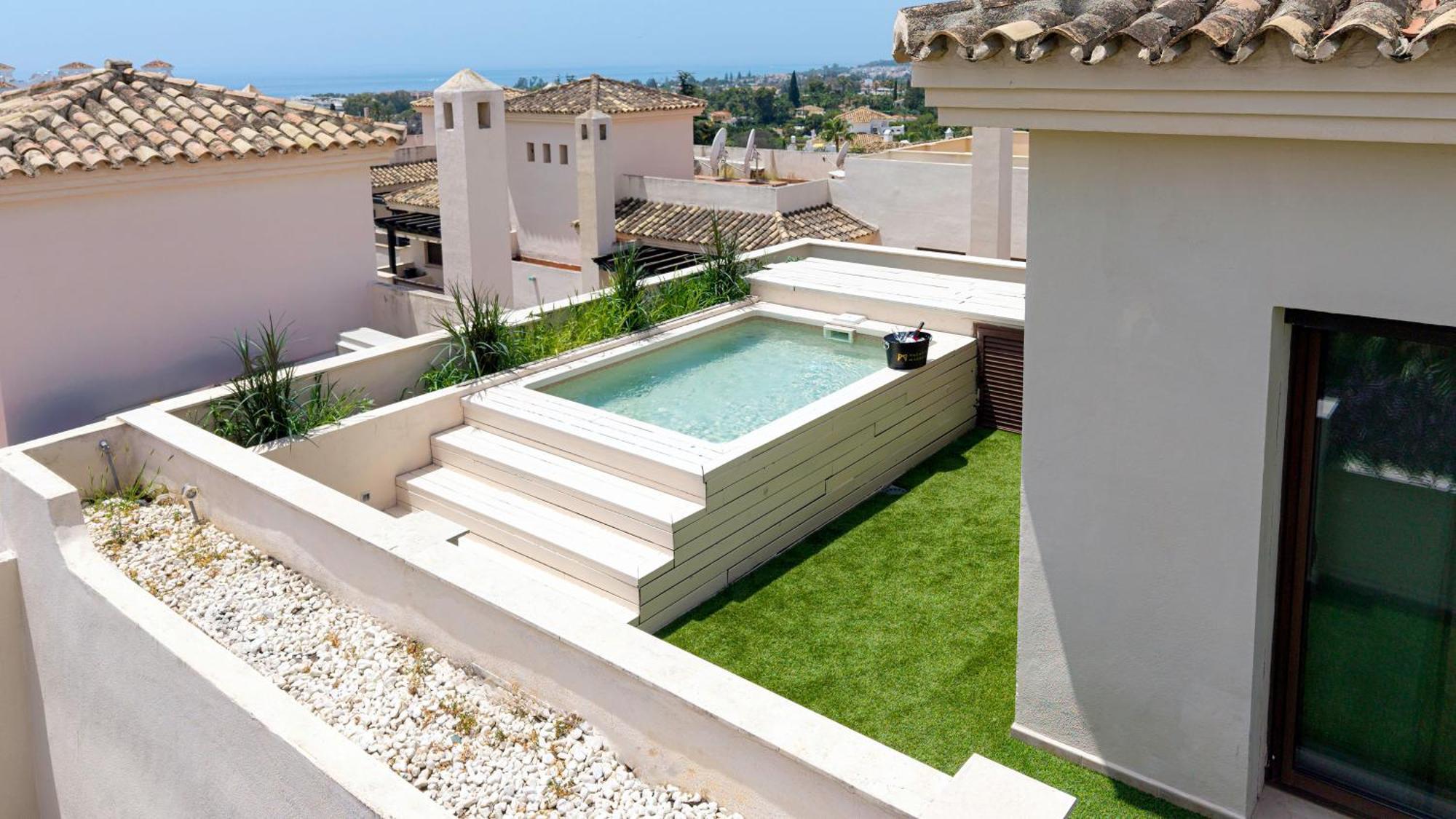 Apartment Vacation Marbella: Private Heated Pool Retreat Near Puerto Banus Marbella