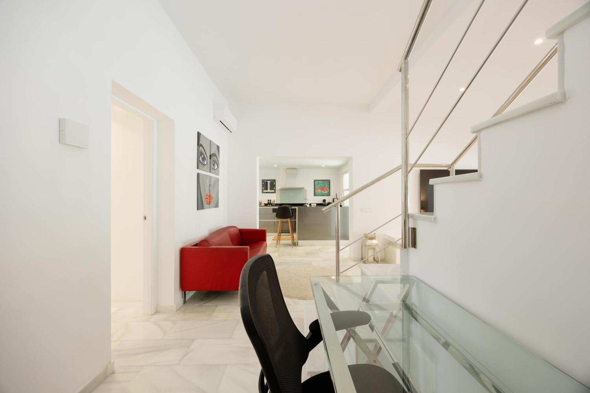 Holiday home Oceano - A Beachfront Retreat With Heated Pool And Jacuzzi In Costabellla, Marbella