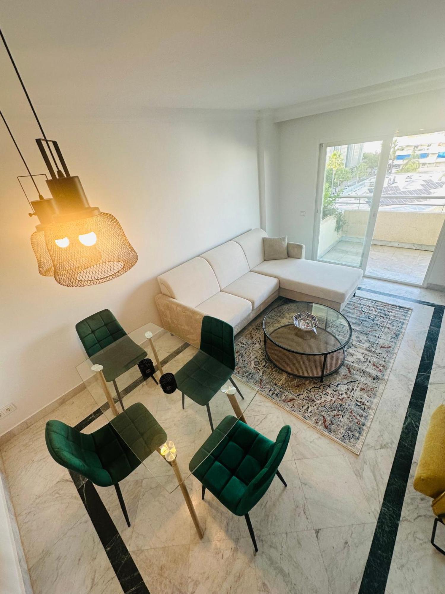 Apartment Homelystay - Marbella, Marina Banus
