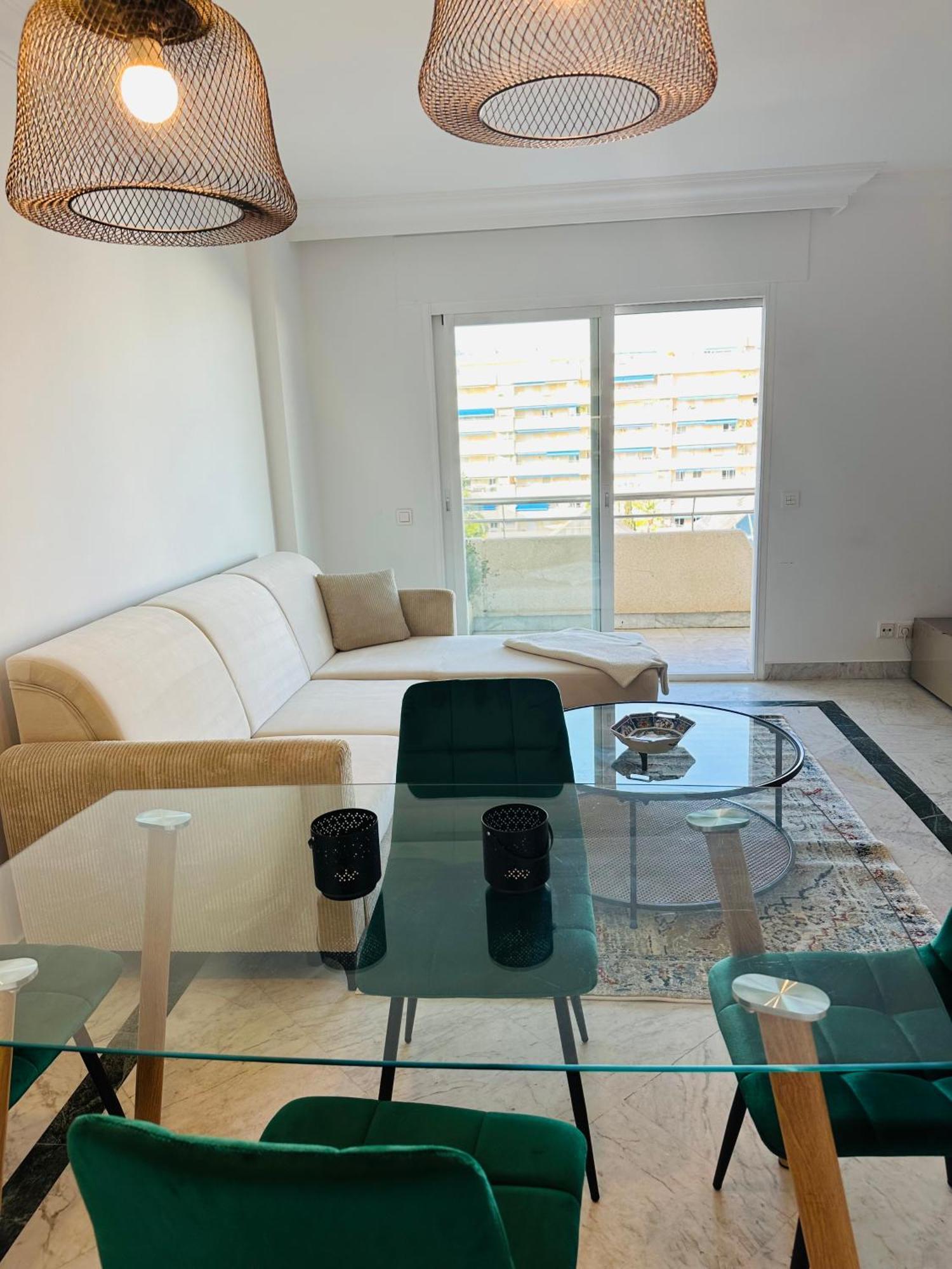 Homelystay - Marbella, Marina Banus *