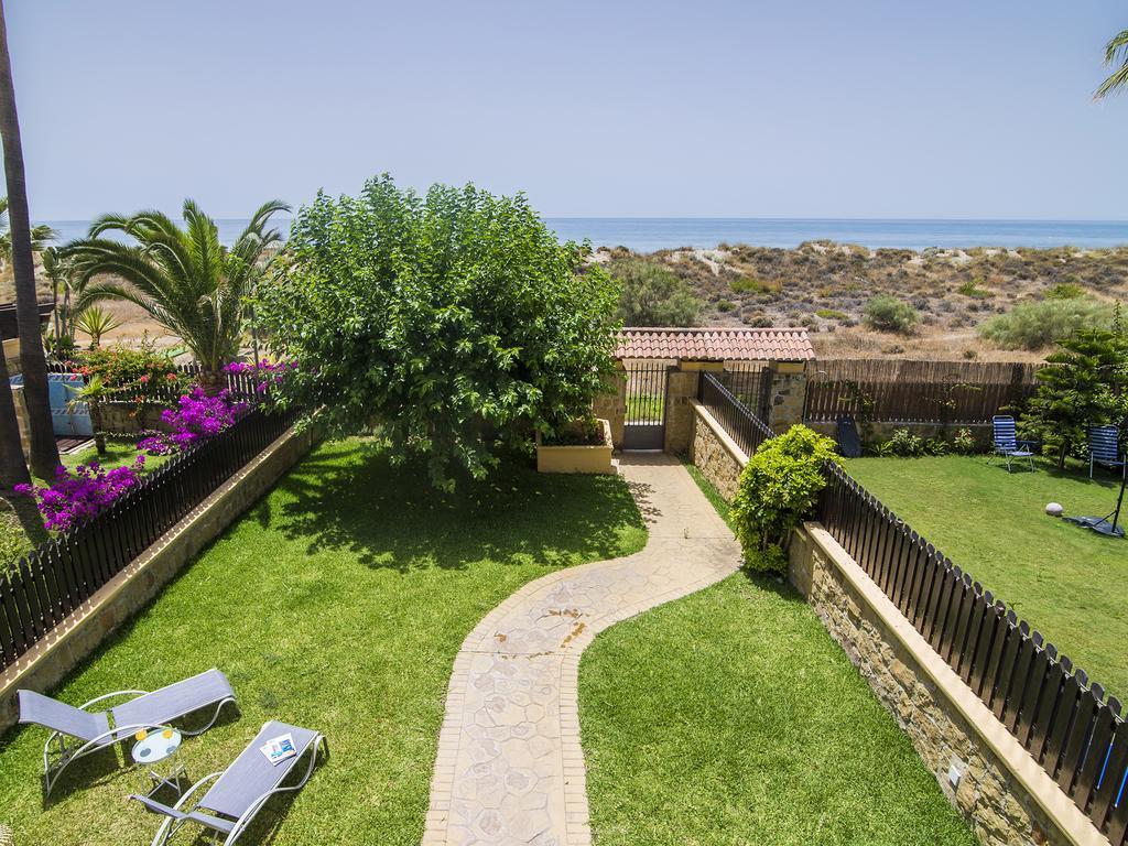 Dunes Waterfront Retreat Marbella