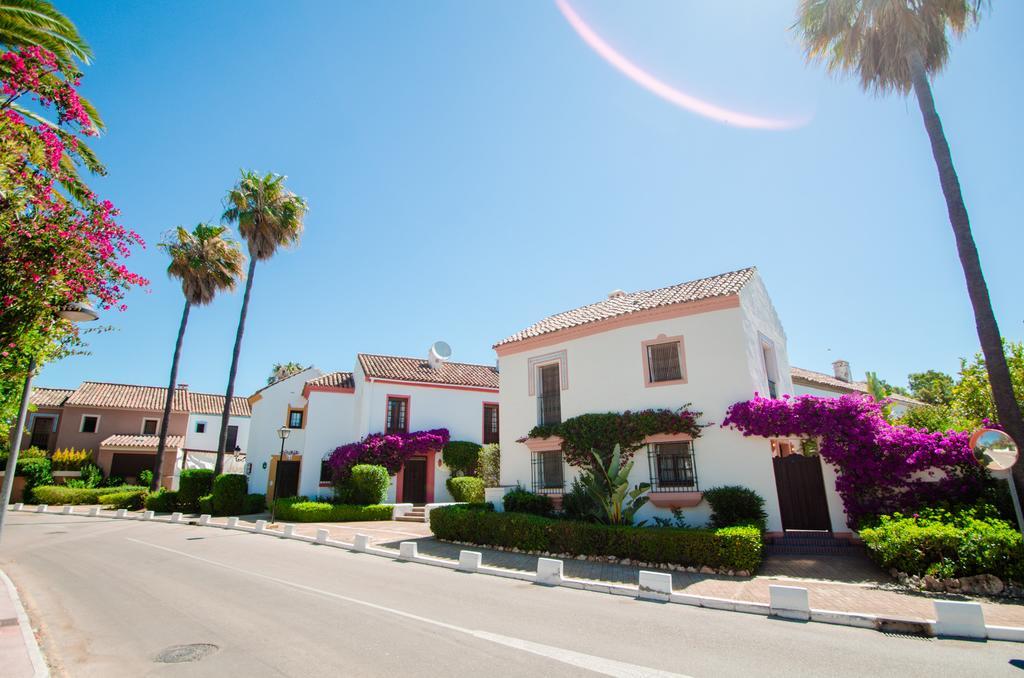 Villas At Pueblo Guadalmina *