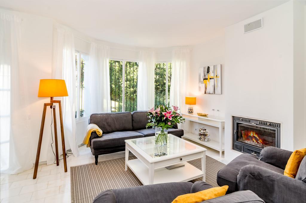 Se - Spacious Modern Townhouse In Nueva Andalucia Appartement *
